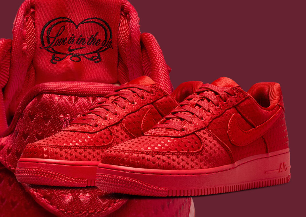 【預訂】NIKE AIR FORCE 1 "VALENTINE DAY" 紅色刺繡暗花心心-WOMEN