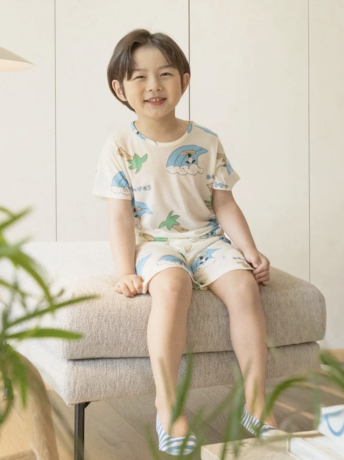 韓國品牌 OZKIZ 棕樹海浪居家套裝 (上衣＋褲)