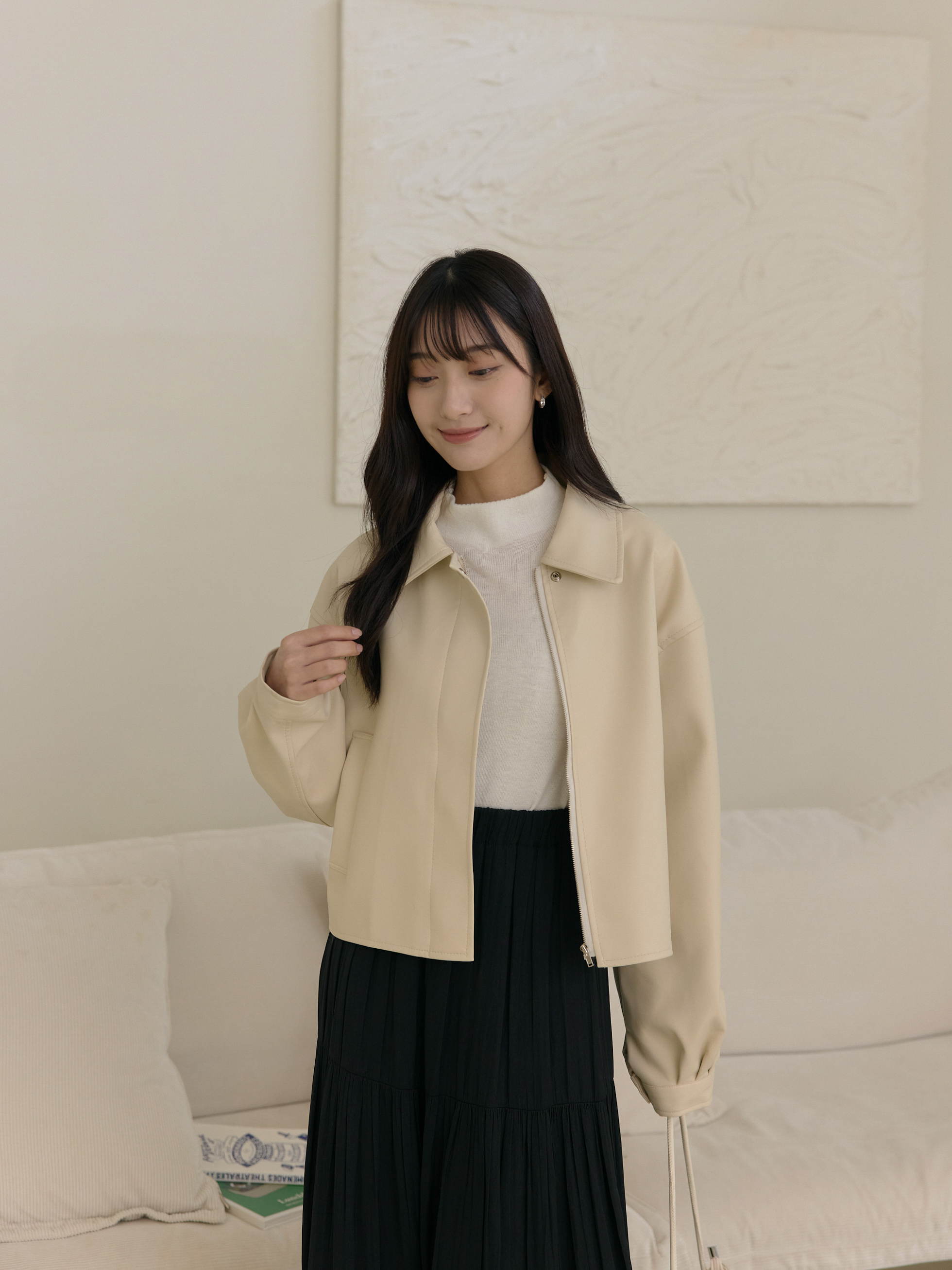 質感尖領軟皮拉鍊外套