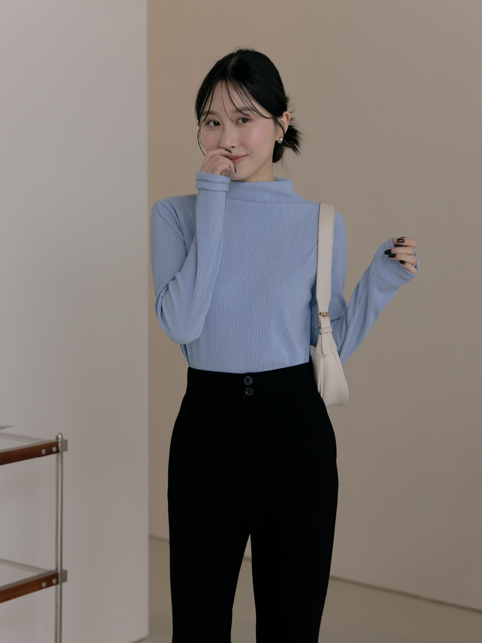 推薦款 質感細紋小立領上衣