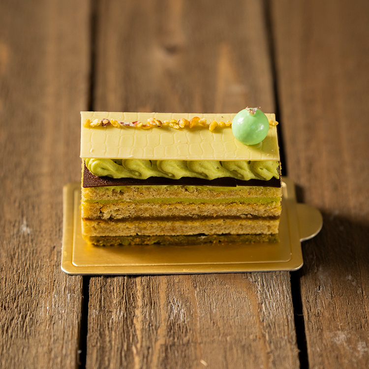 Very Pistachio PTW189P