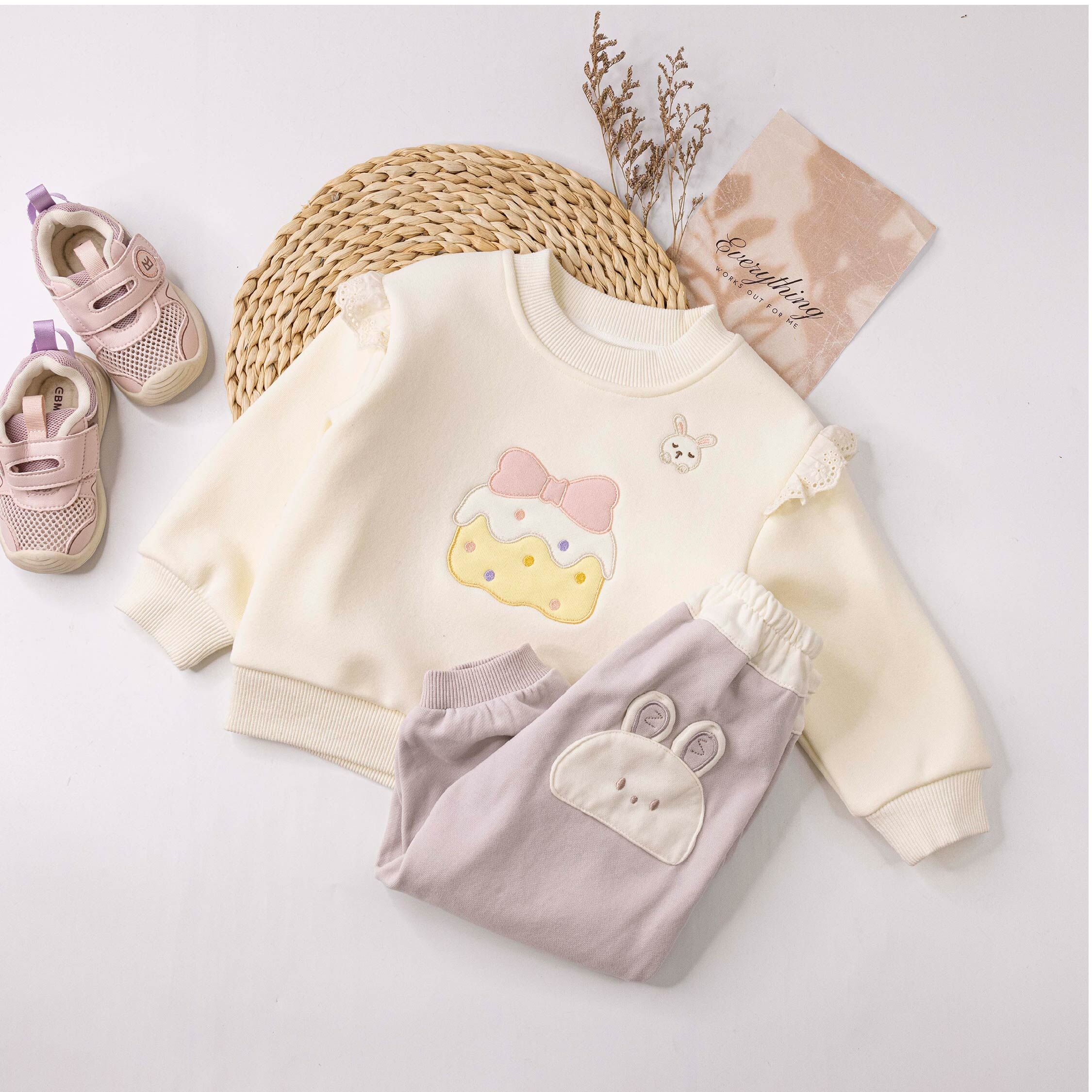 【H55863】甜蜜蛋糕兔刷毛上衣＊二色