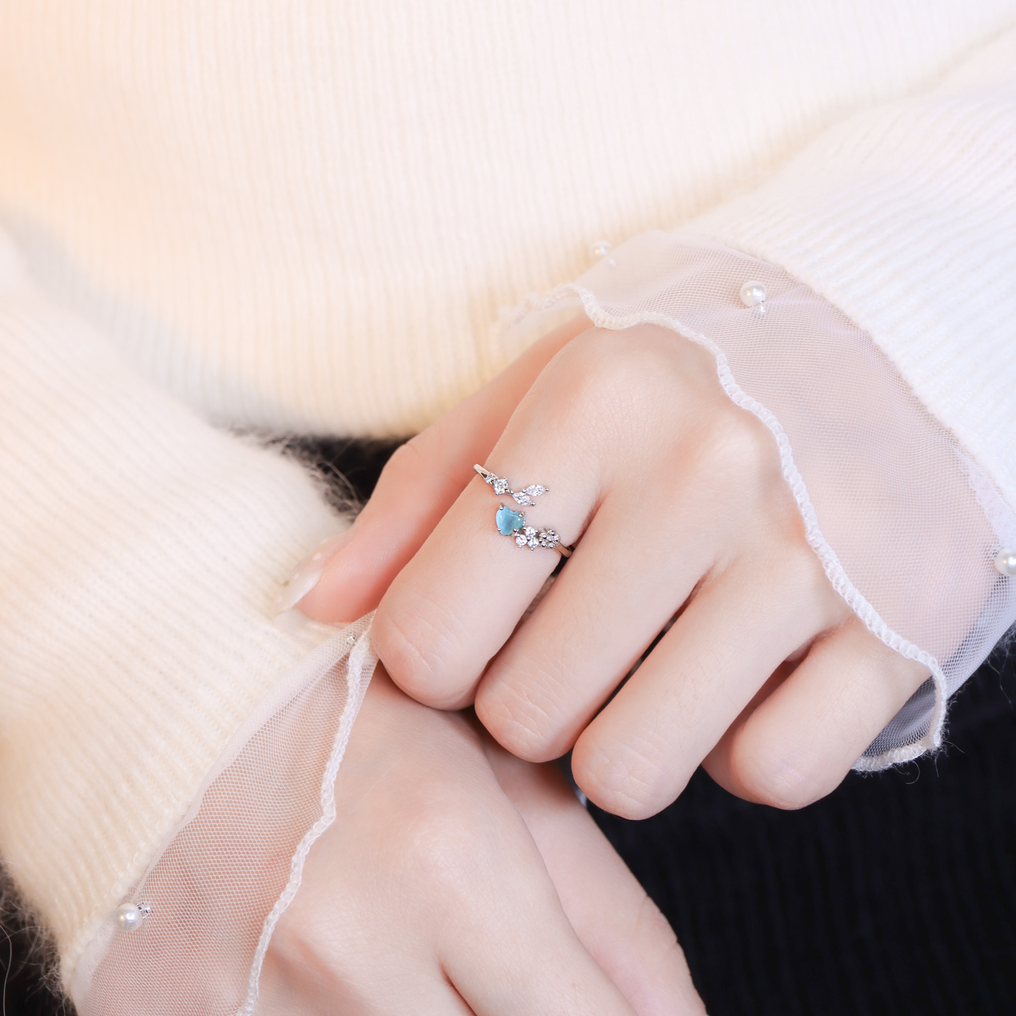 | 925純銀・白金 | 漫藍愛意蔓延戒指 | RI1022 |