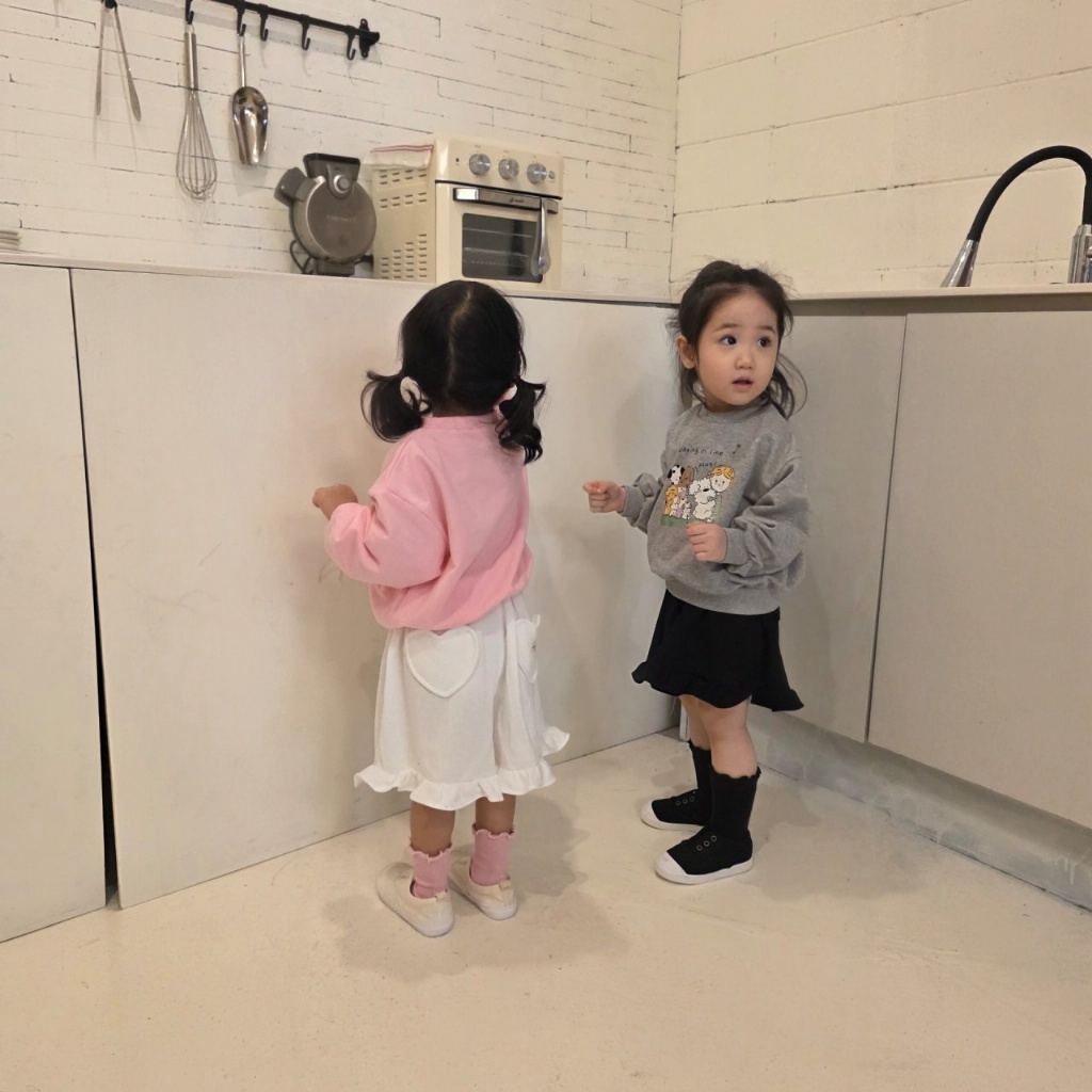 正韓春COLOR 兩色愛心口袋花邊褲