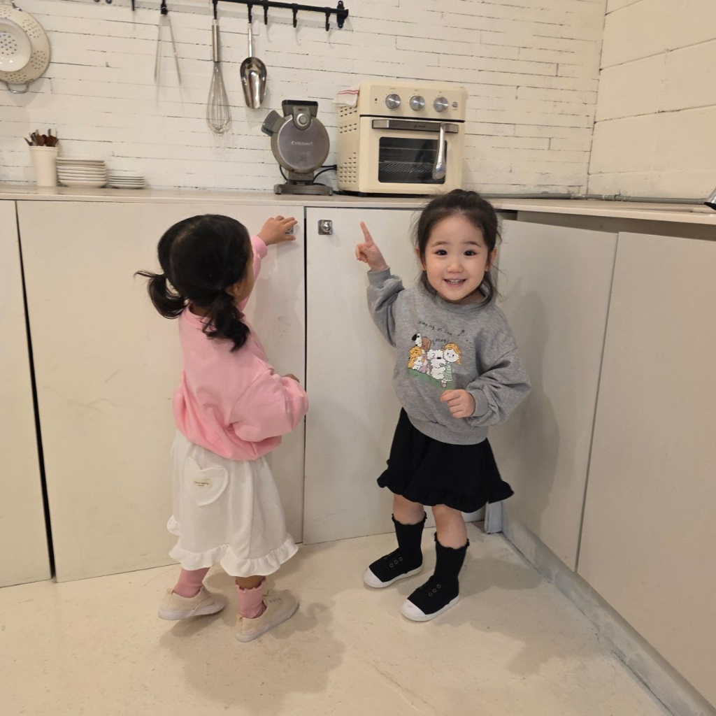 正韓春COLOR 兩色愛心口袋花邊褲