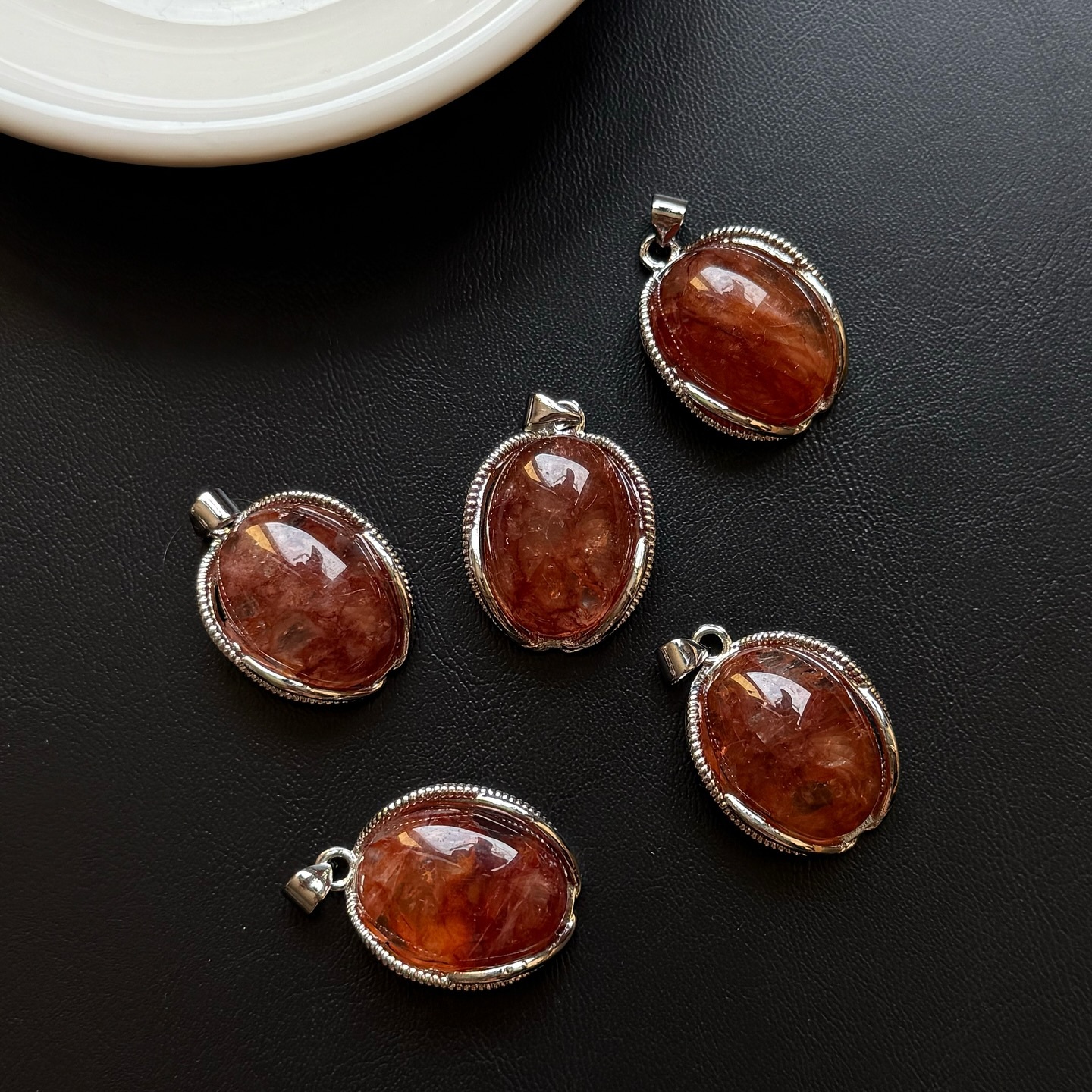 [原石] 紅膠花 項鏈吊墜