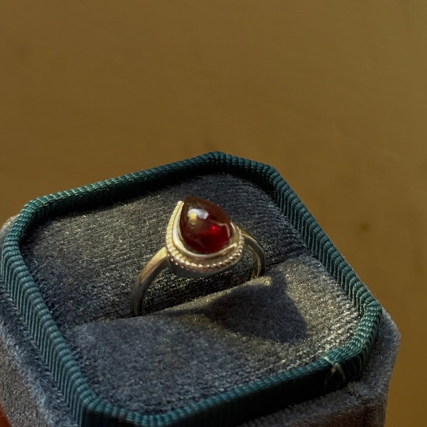 [原石] 石榴石 925銀戒指