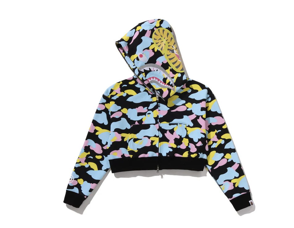 【BAPE女生】0117 發售 NEW MULTI CAMO SHARK CROPPED FULL ZIP HOODIE