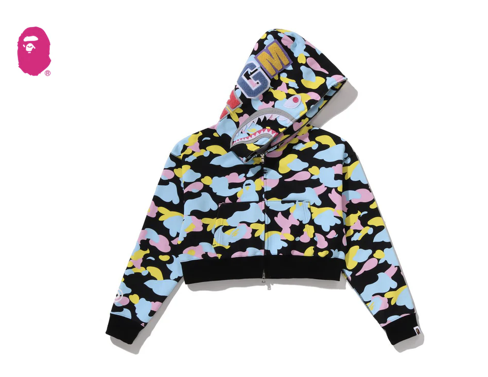 【BAPE女生】0117 發售 NEW MULTI CAMO SHARK CROPPED FULL ZIP HOODIE