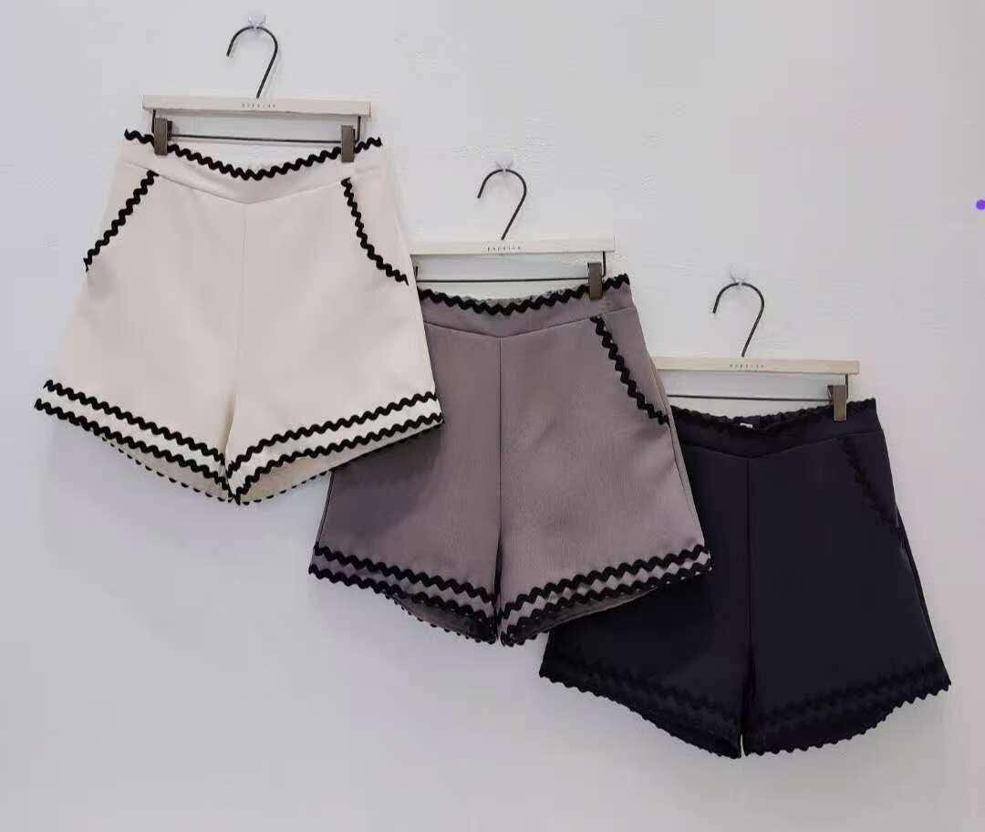 P19  腰26-36 HIP42 長16 $419 (一口價)