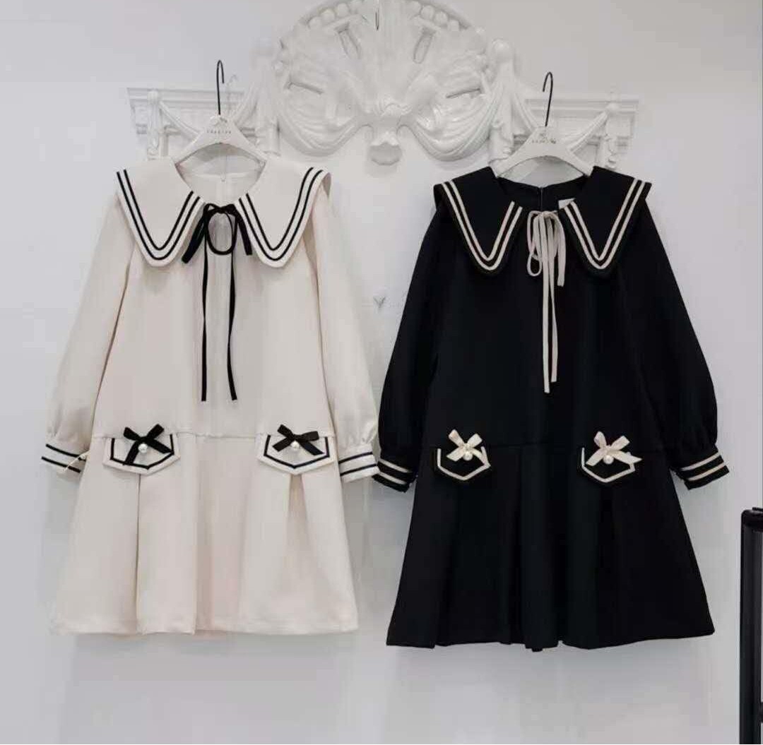 P22  胸42  腰46  HIP 66 長35 $599 (一口價)