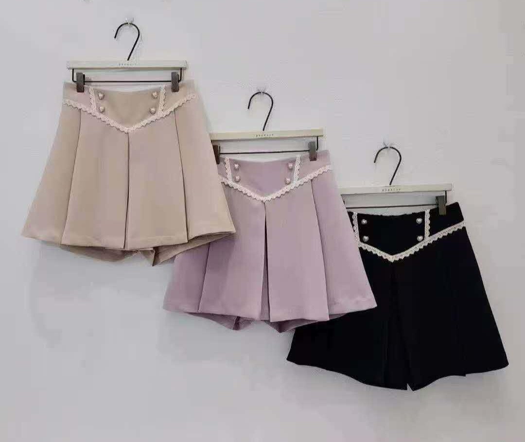 P23  腰26-36 HIP42 長15.5 $419 (一口價)