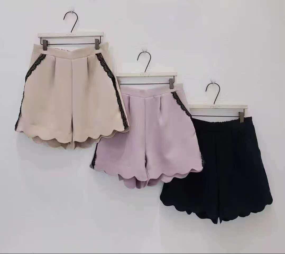 P24  褲 腰26-36 HIP42 長16 $419 (一口價)