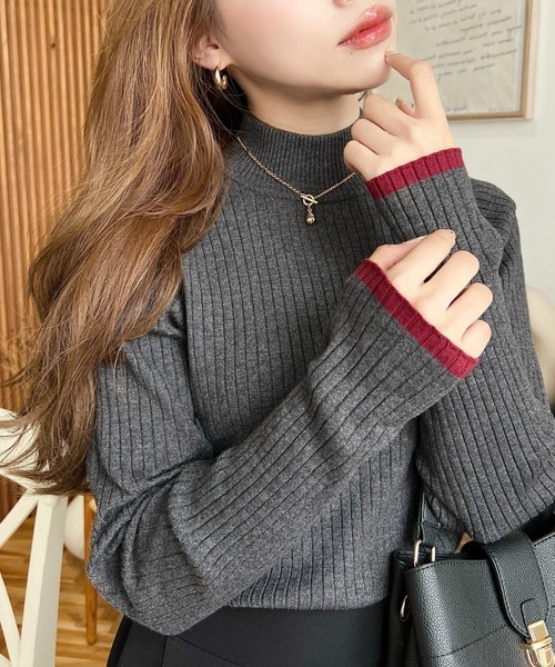 MT 12G Bottleneck Color-Coordinated Wide Rib Knit Pullover