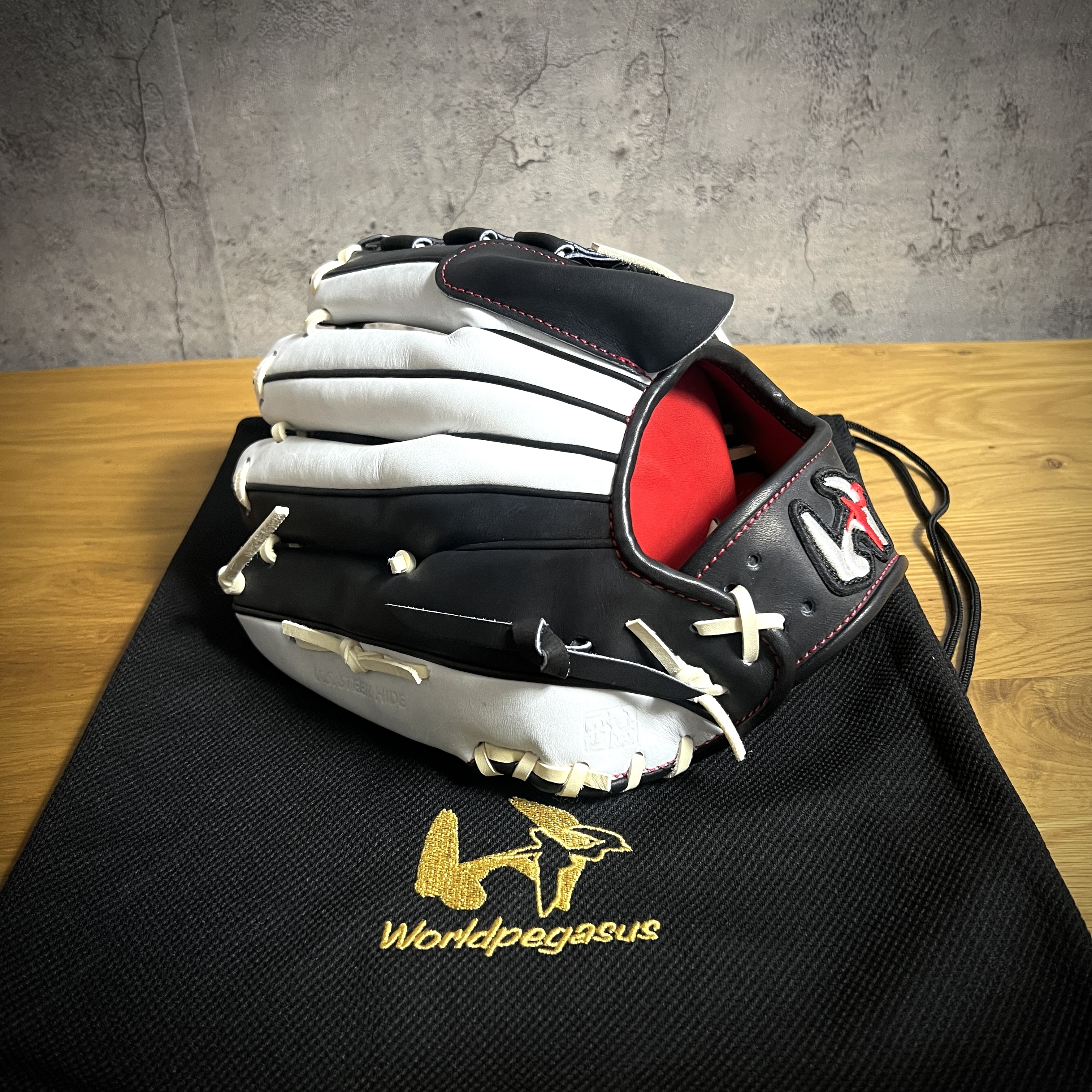 約11.8吋 WP 獨角獸 硬式/軟式兼用 黑白無常 投手 瘋牛限定版 M2508-138