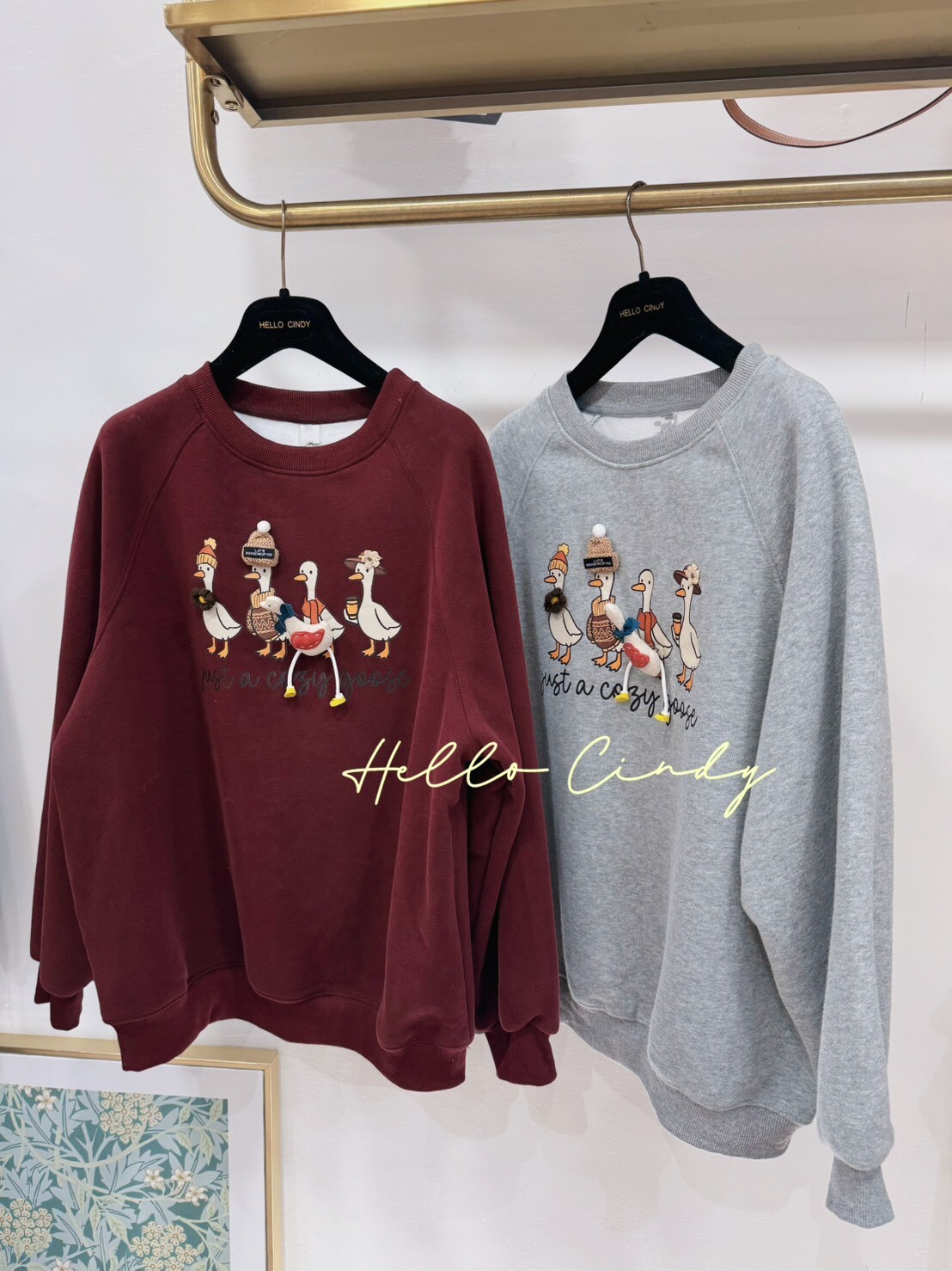 B01062 超可愛的立體鴨鴨胸針短絨毛大學T