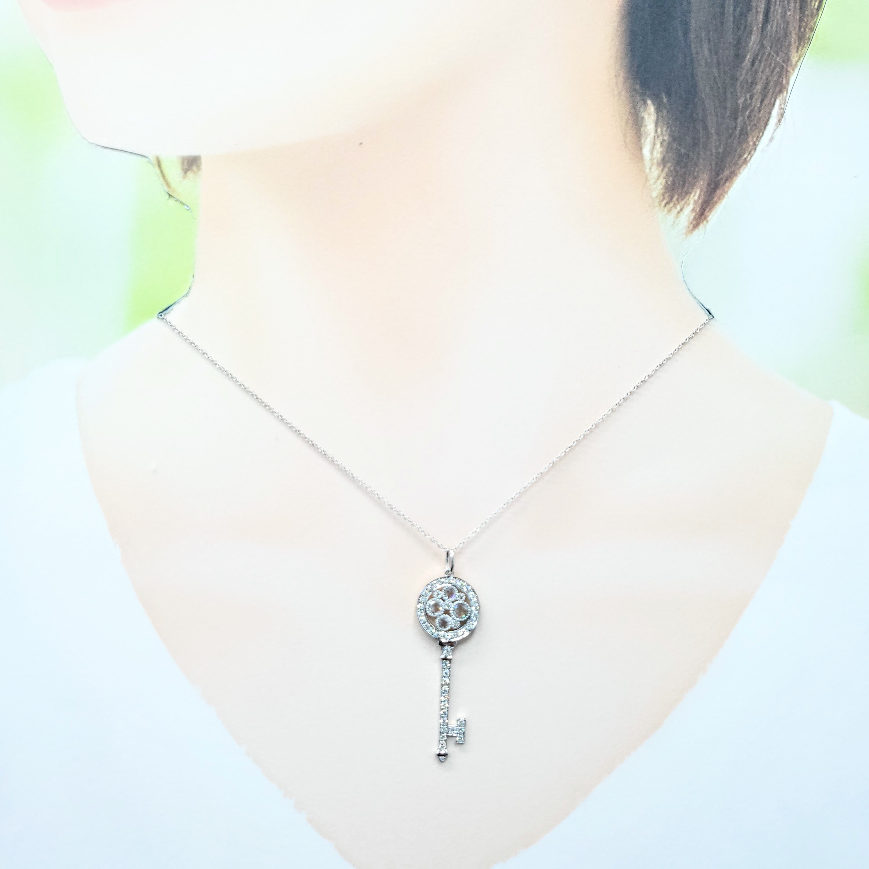 全新18K白金65份鑽石吊墜