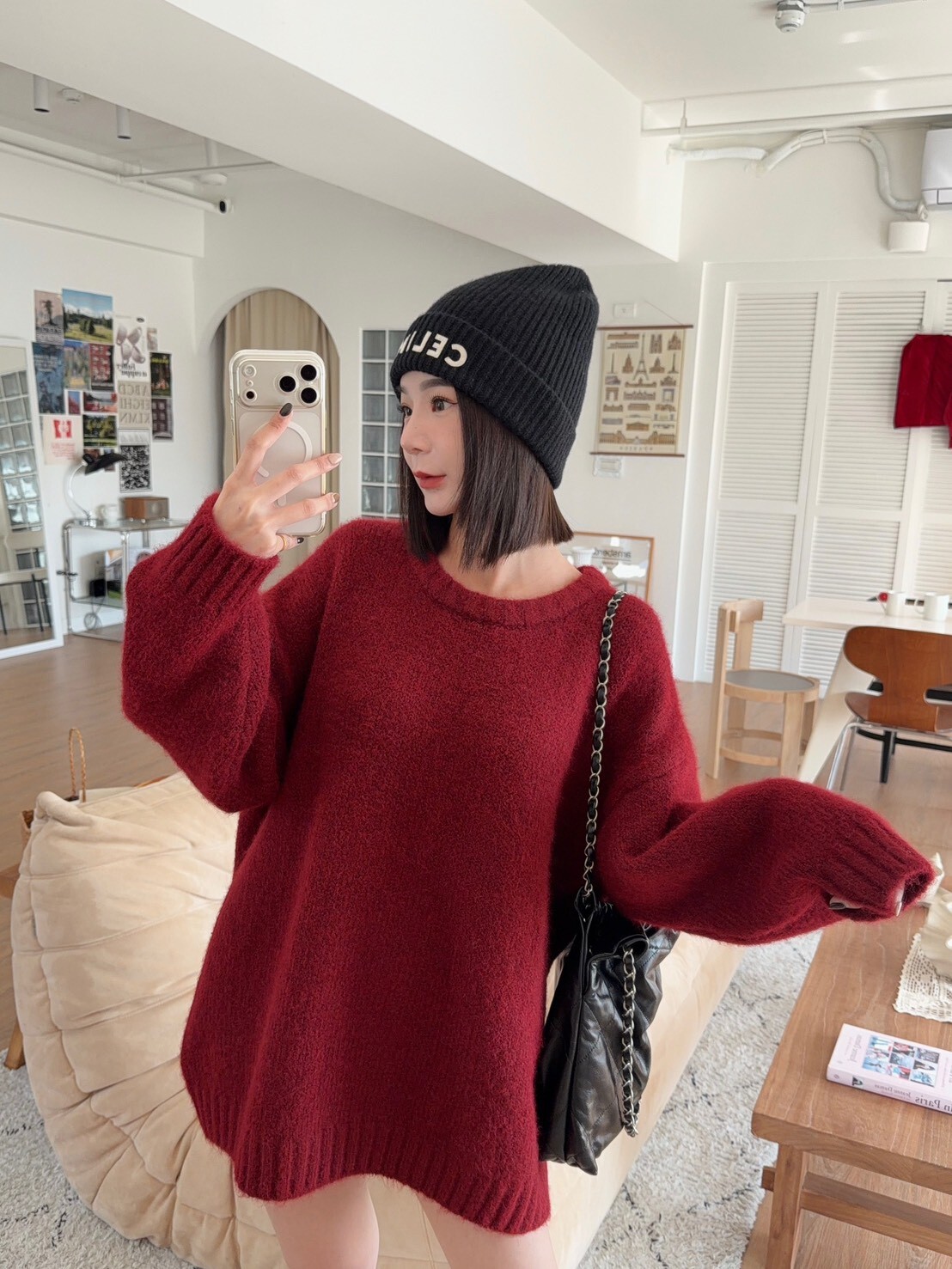 極簡圓領針織上衣