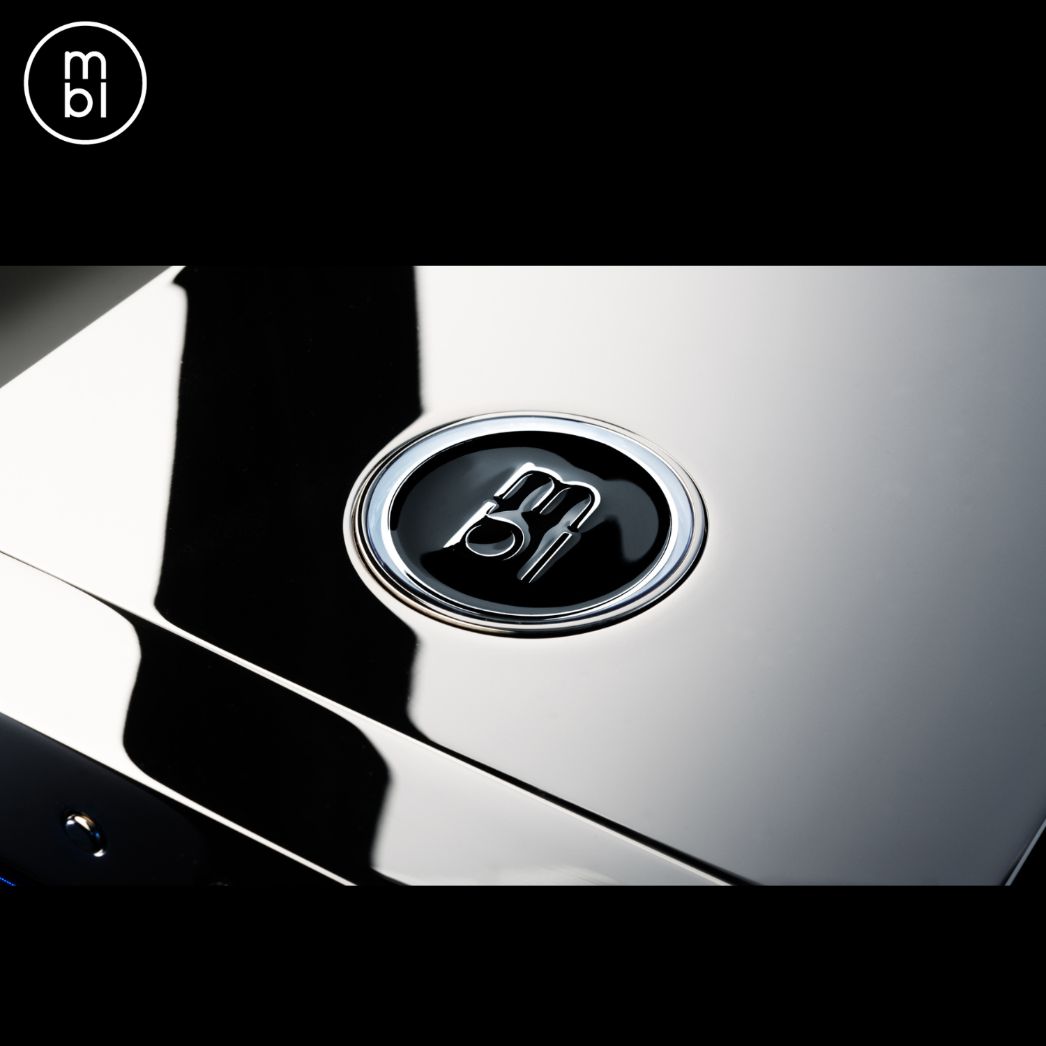 MBL Cadenza C31 CD-DAC Logo Angle 3