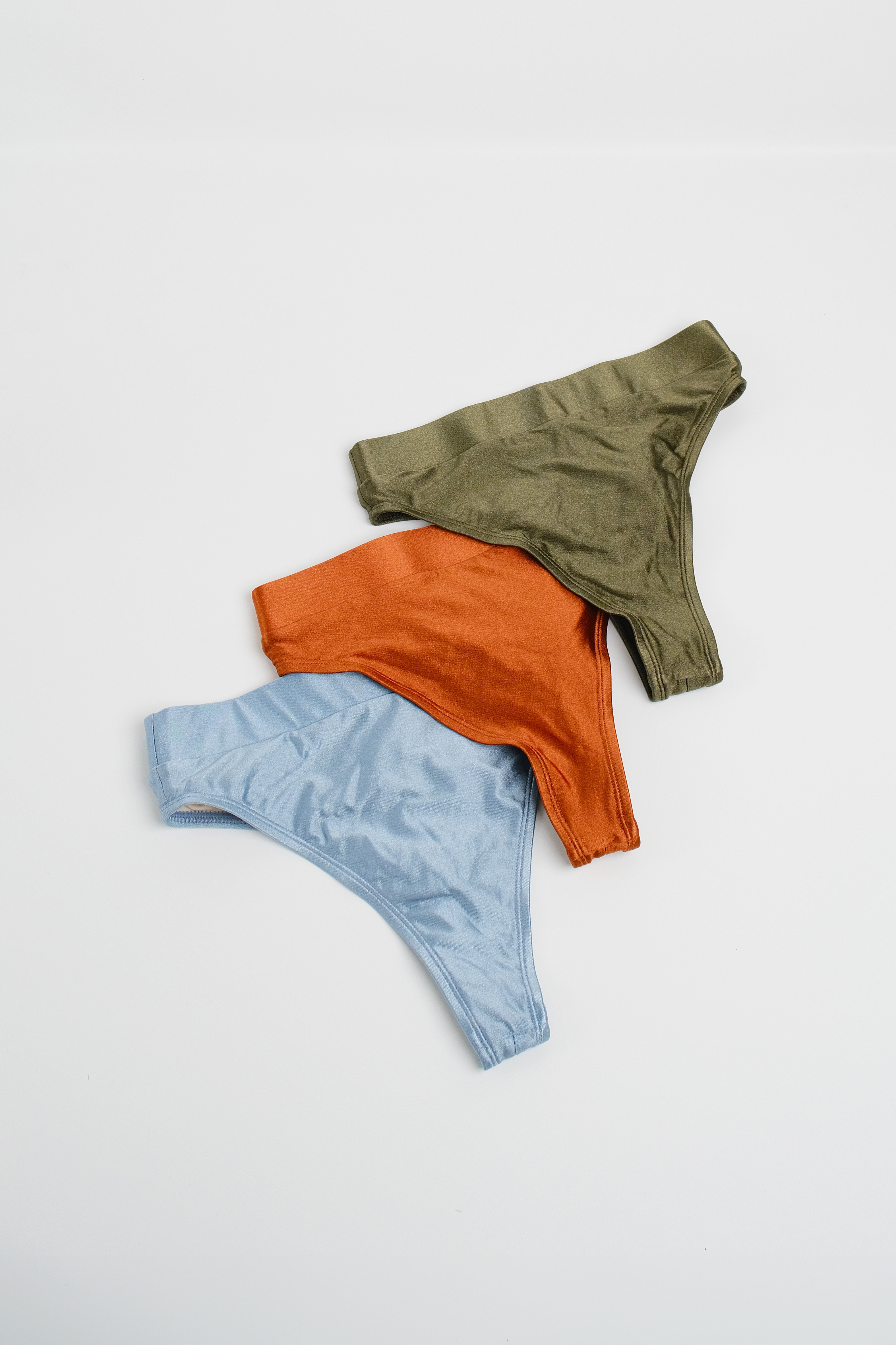 She 絲光高腰歐美丁字泳褲特別色-L