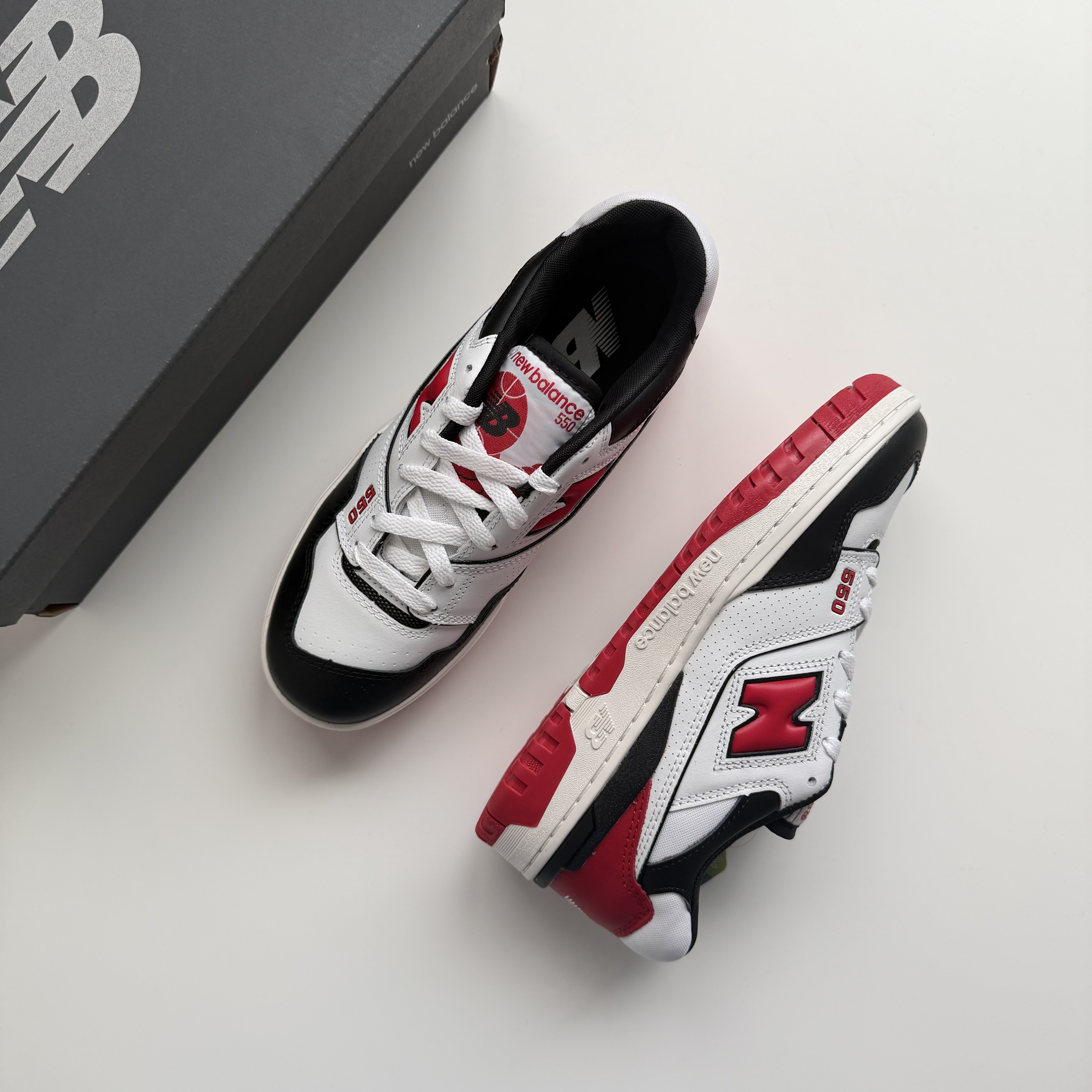 特價出清現貨┃new balance 550 白紅 復古 BB550HR1