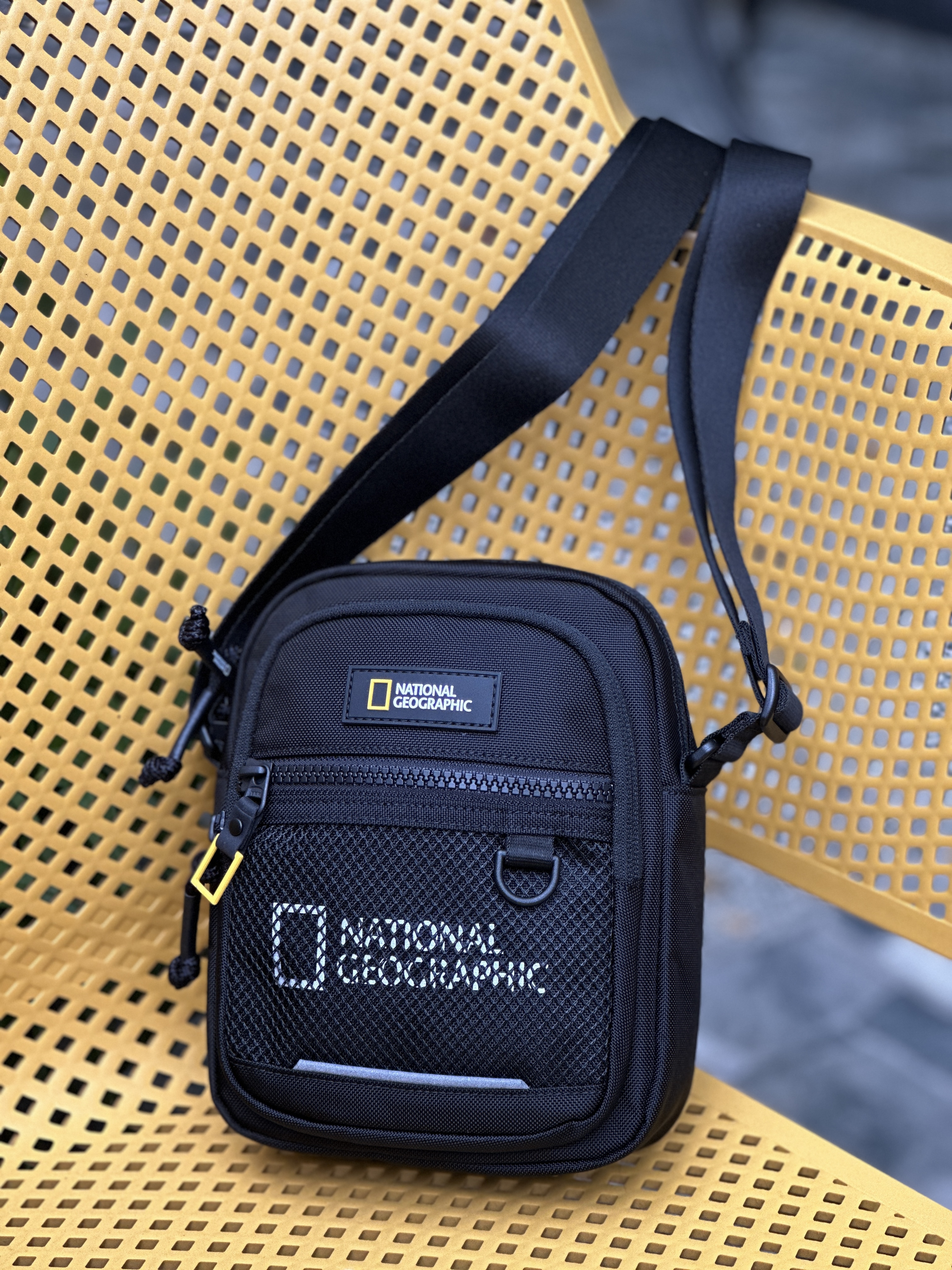 【現貨】NATIONAL GEOGRAPHIC 國家地理 Pachi Cross Bag 網布 直立 雙層小包 側背包 N265ACR160