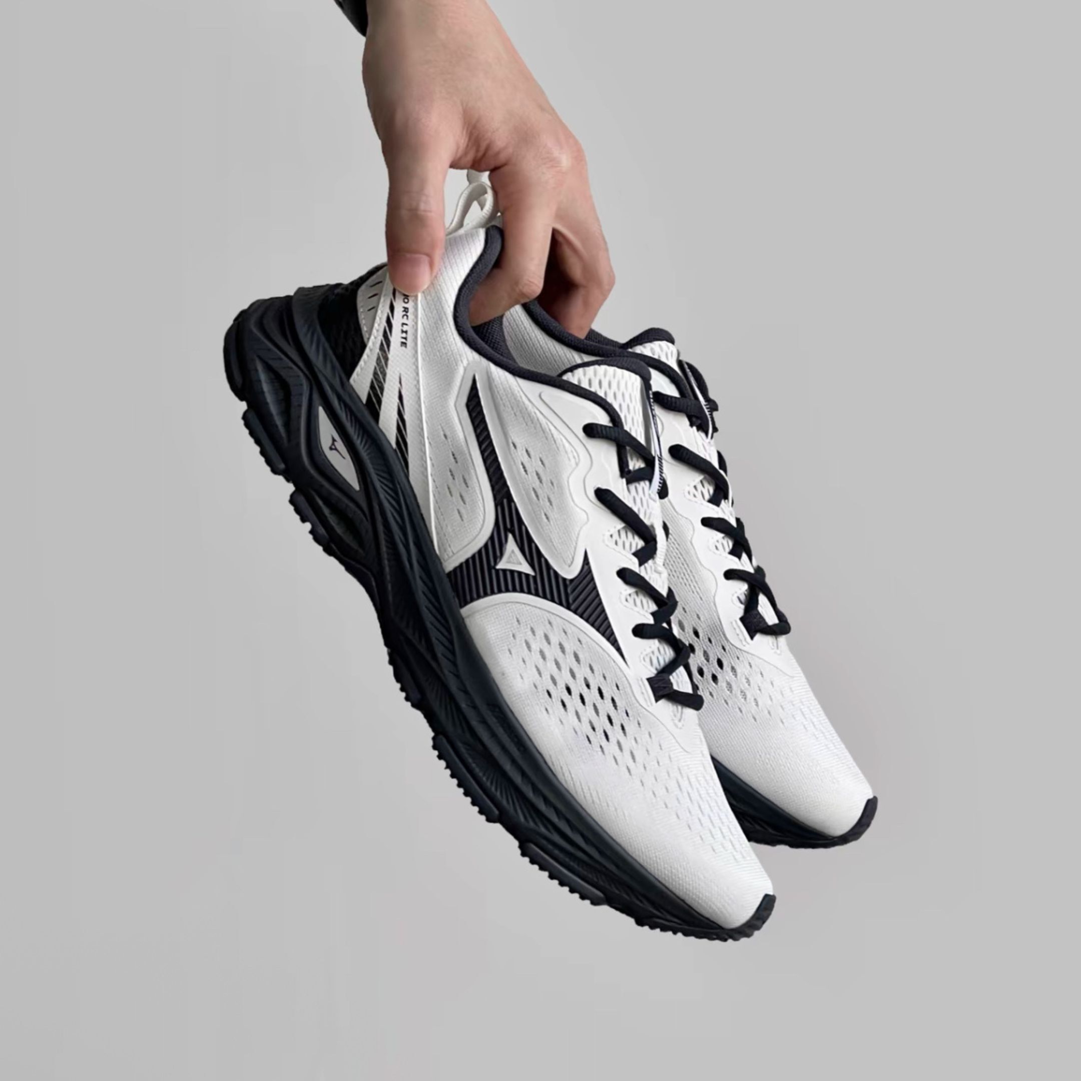 NICEDAY 代購 MIZUNO RC LITE 美津濃 白 白黑 熊貓 黑白 慢跑 機能 D1GH263002