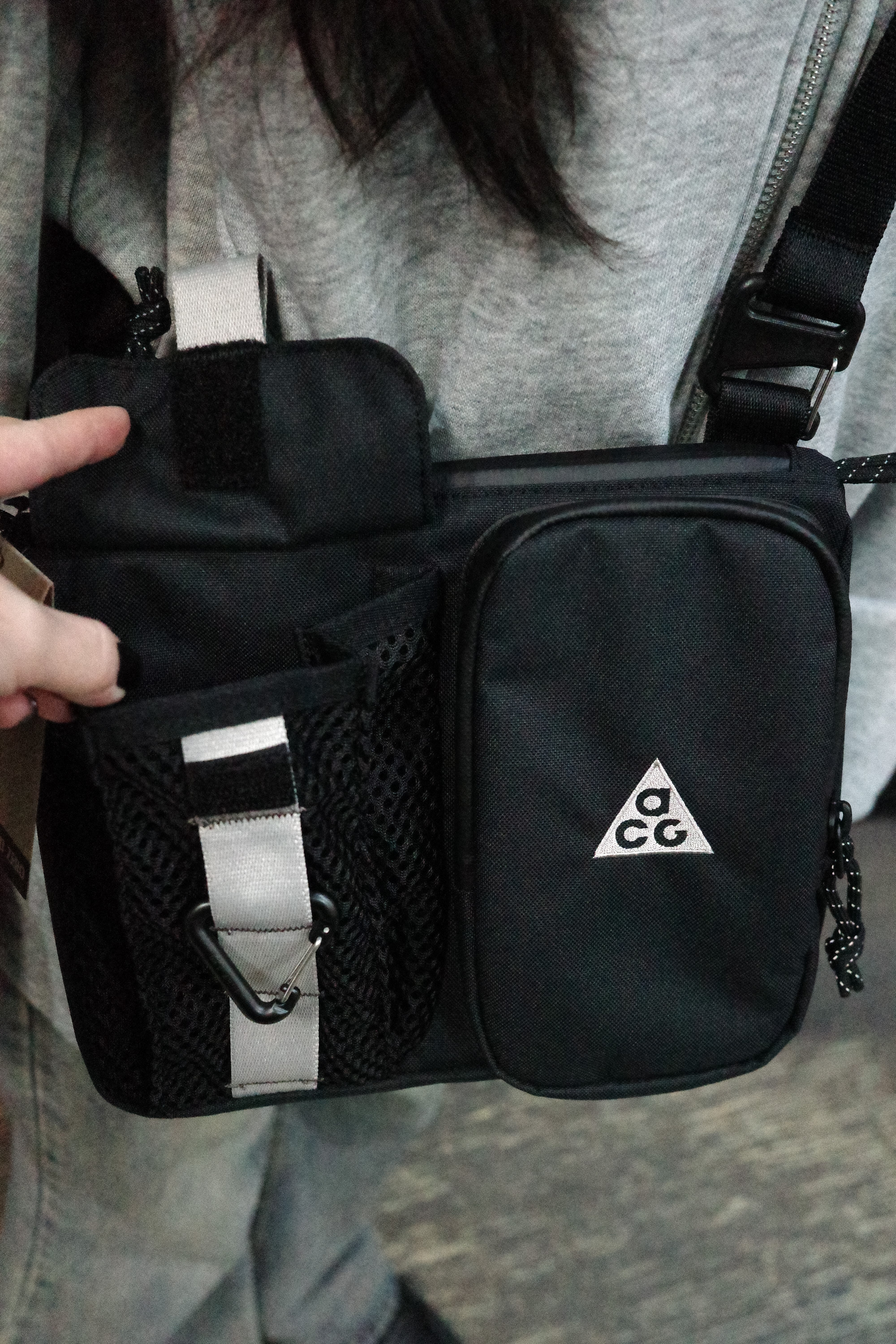 Nike ACG DAYMAX 黑色 戶外 實用 多口袋 小包 斜背包 HJ8180-010