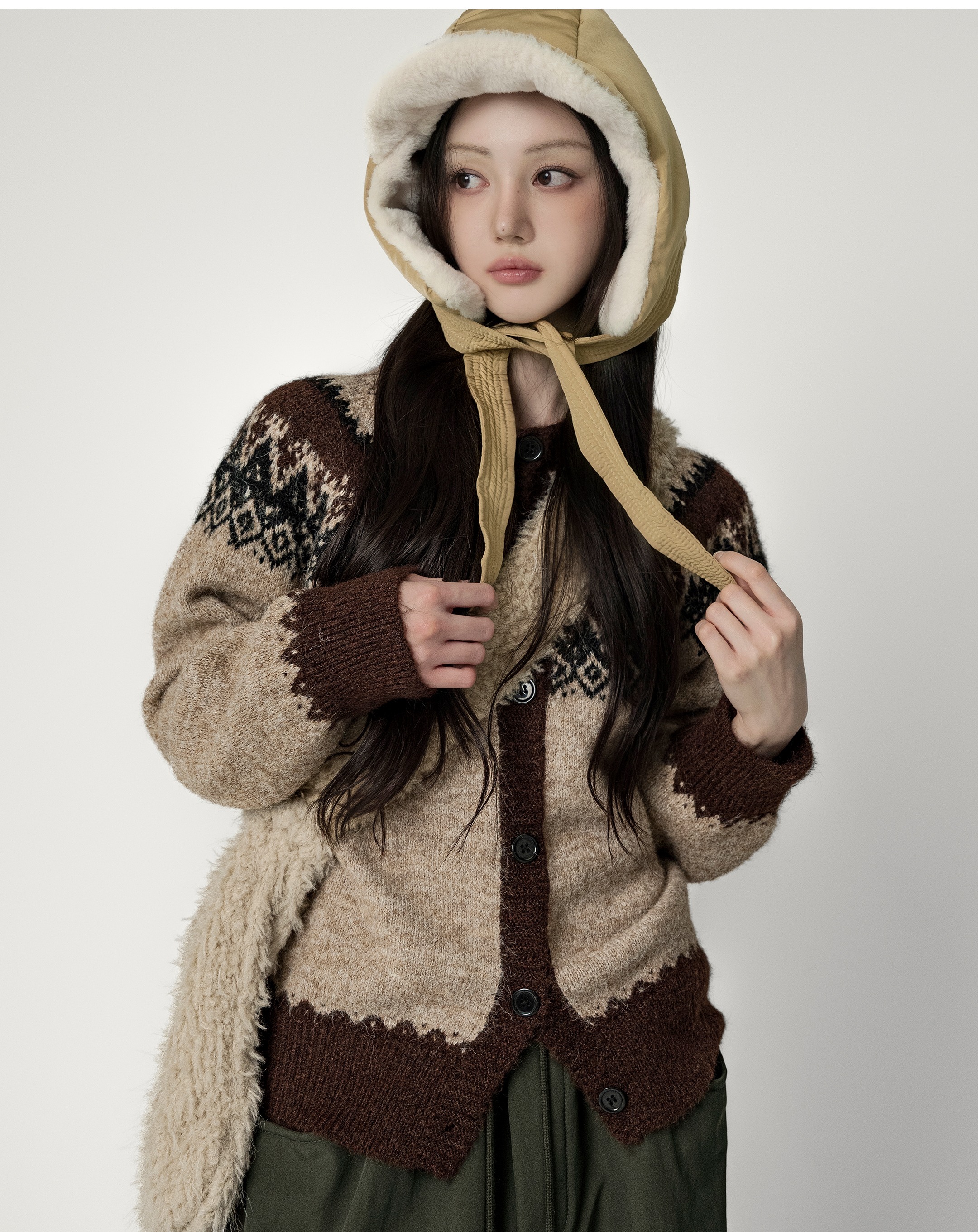 NOIRMUTE NORDIC ROUND KNIT LONG SLEEVE CARDIGAN