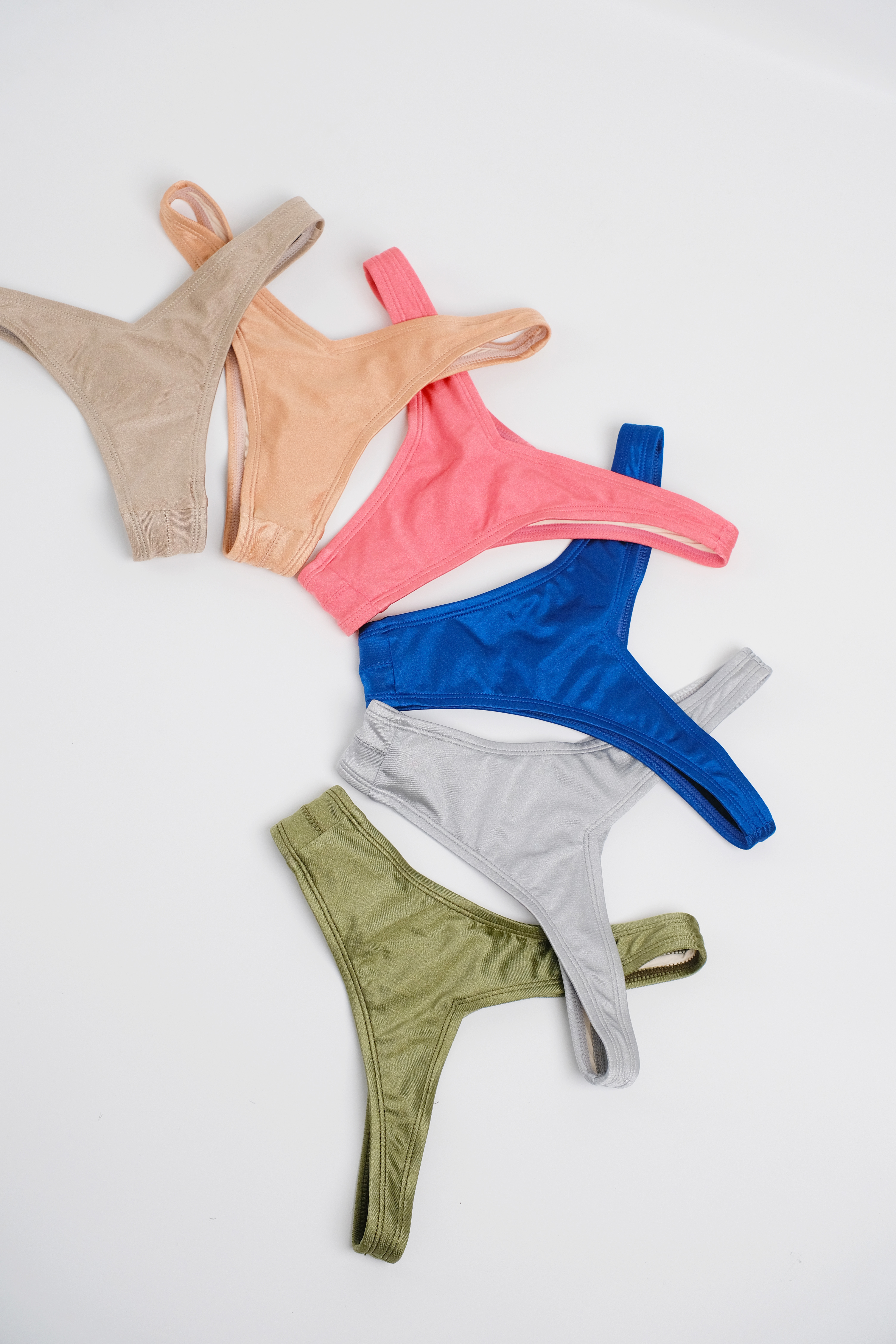 VEW 絲光海鷗丁字泳褲特別色-XS