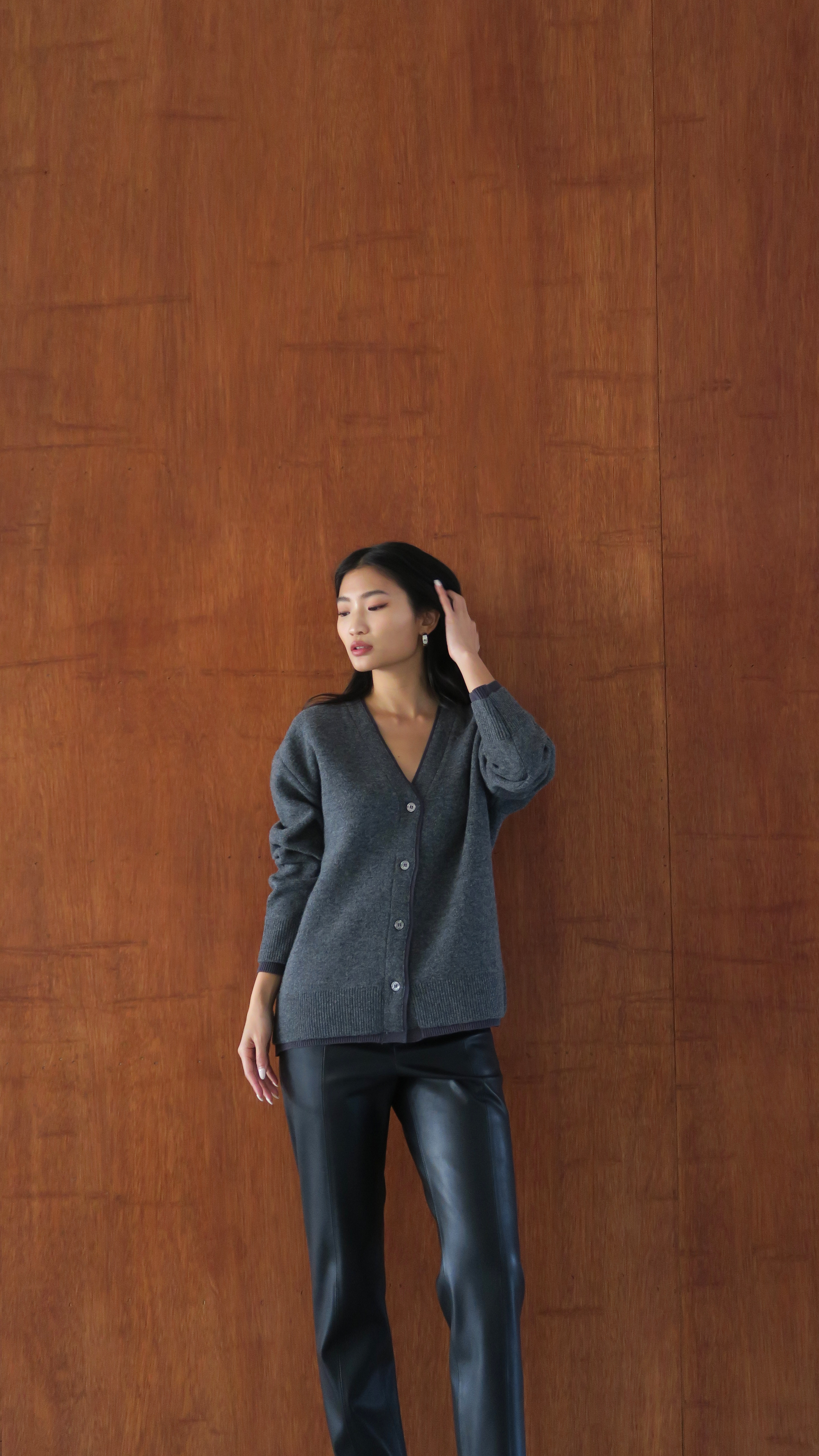 V領假2件毛衣(現貨)