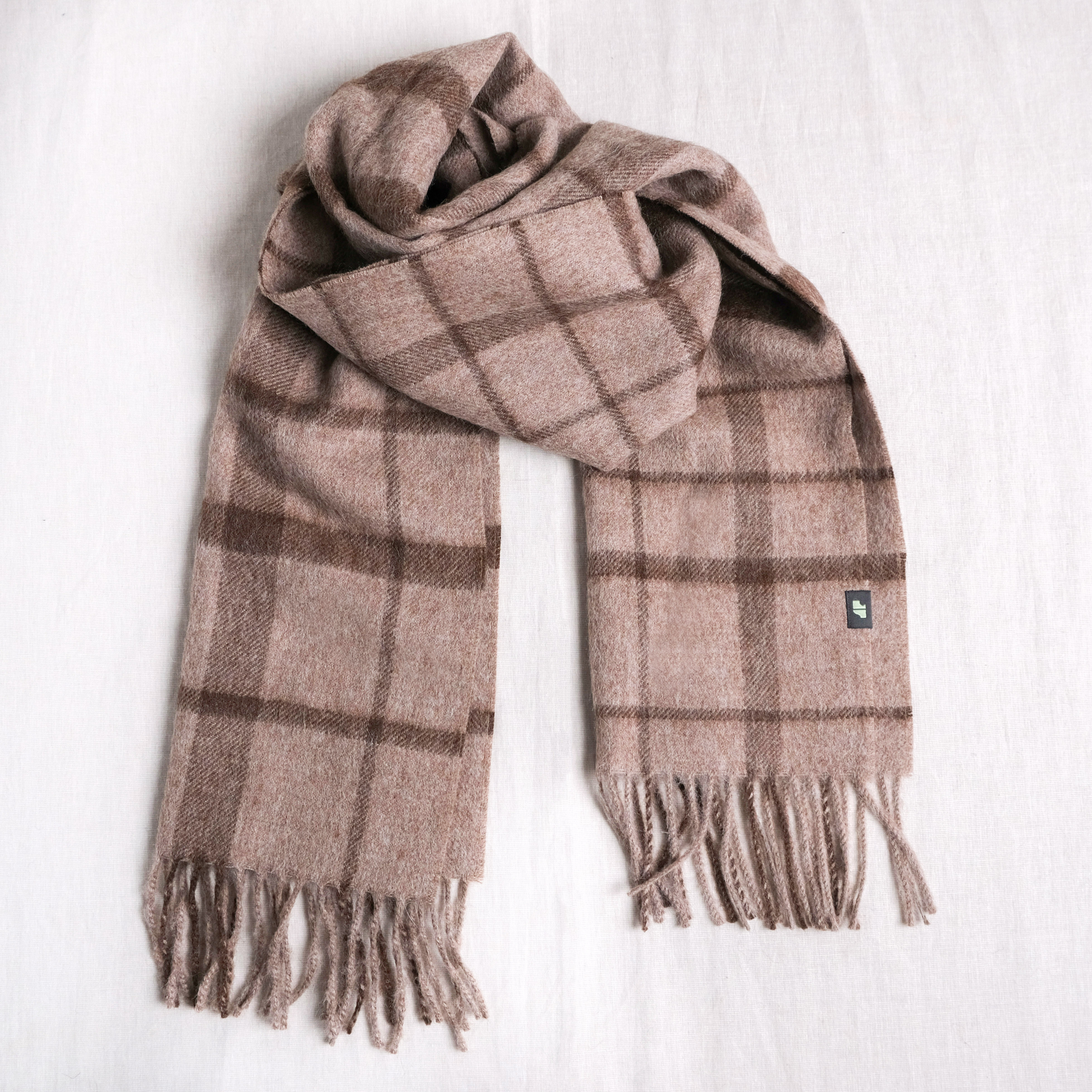 安地斯羊駝圍巾｜深褐格紋｜秘魯