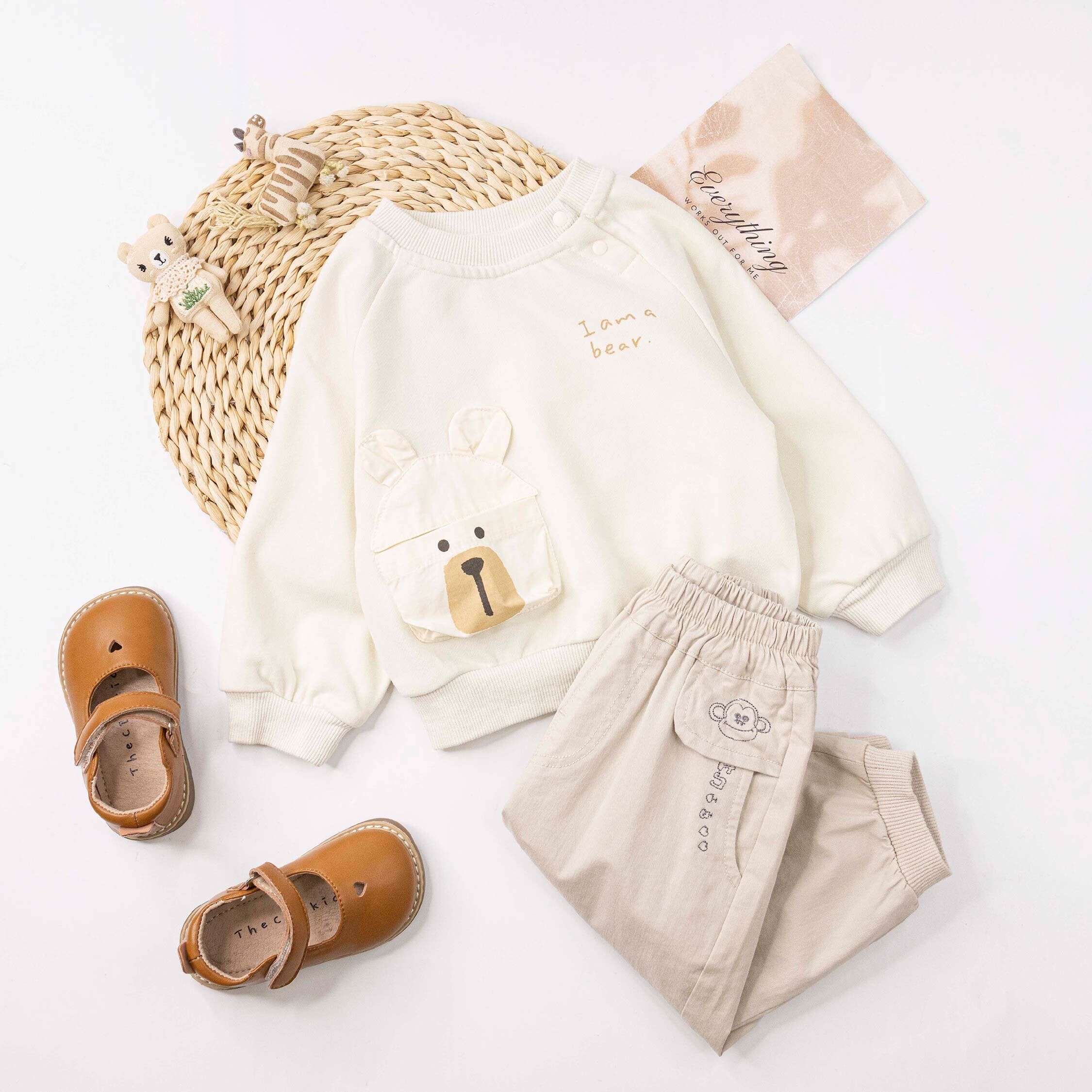 【H55938】呆萌造型熊熊口袋上衣＊二色