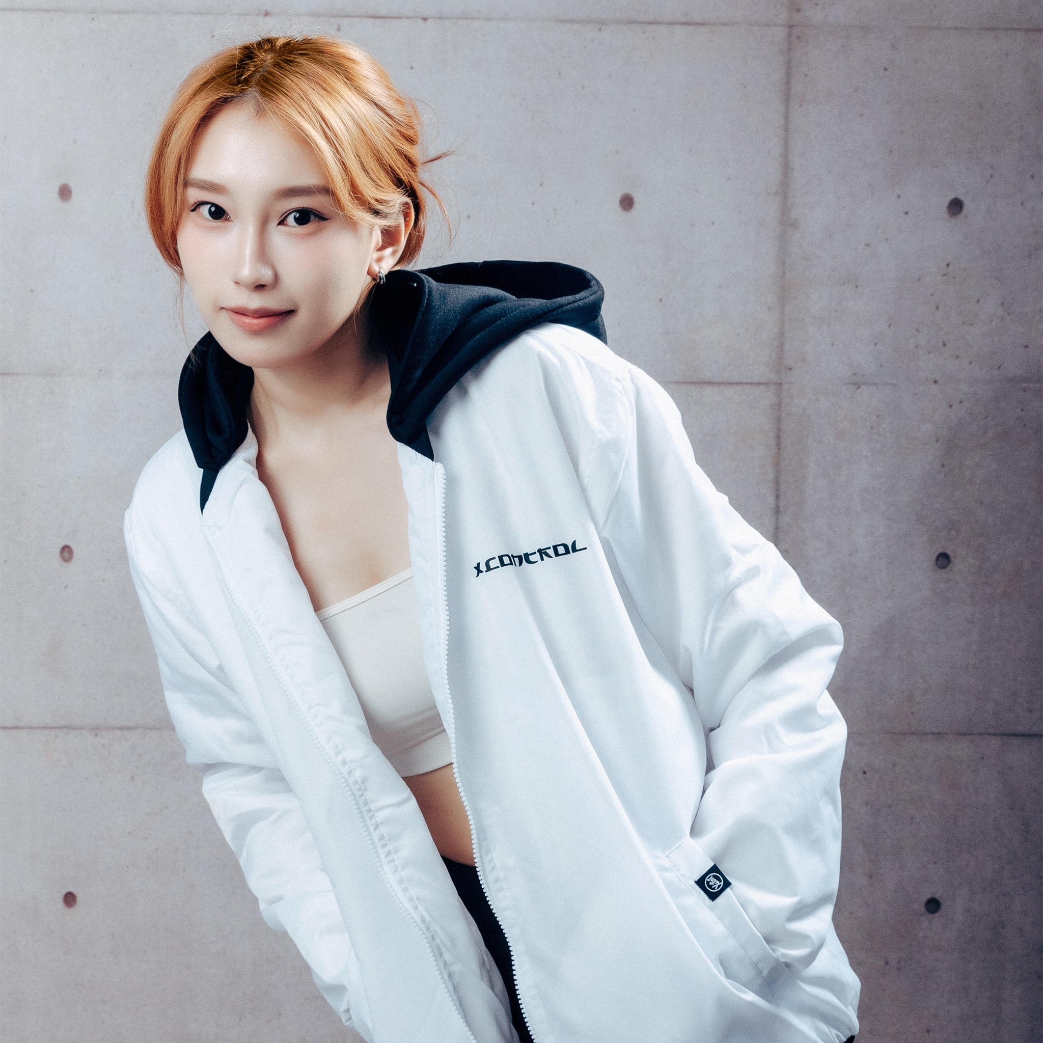 XCTRL 織田信長MA-1連帽外套(連帽可拆)-白