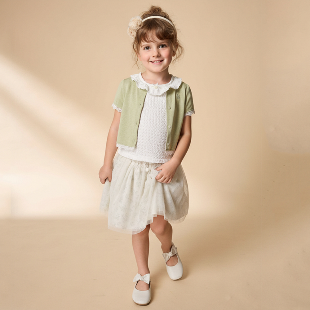 PIPPY 浪漫蕾絲荷葉領圍短袖上衣 白