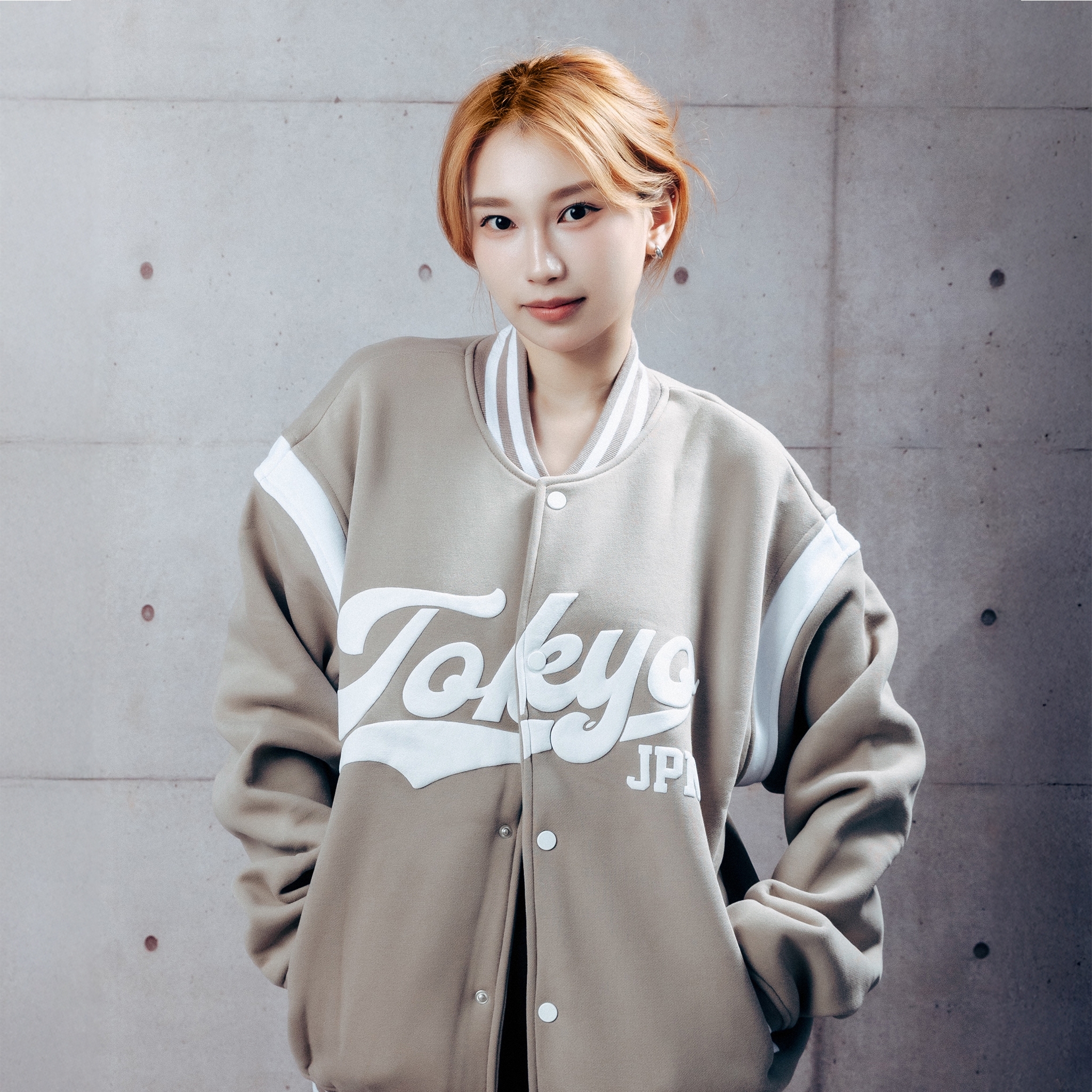 XCTRL 東京發泡字棒球外套-杏