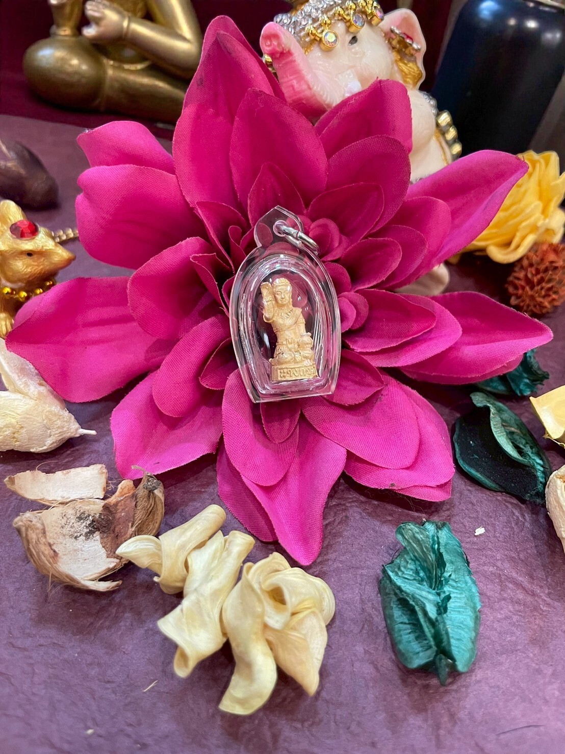 招財女神小立尊