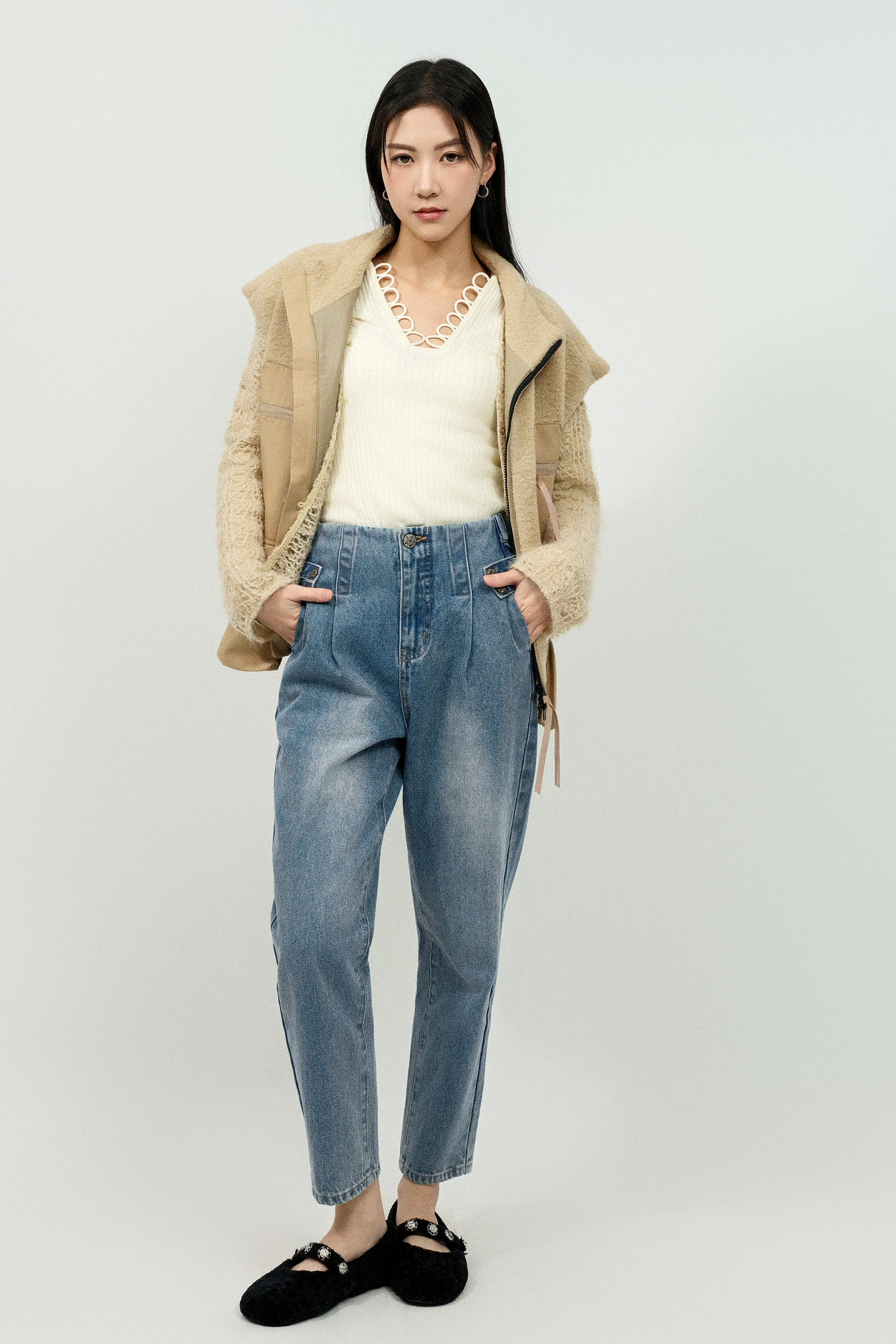 FW25_0329（外套＋上衣＋牛仔褲）