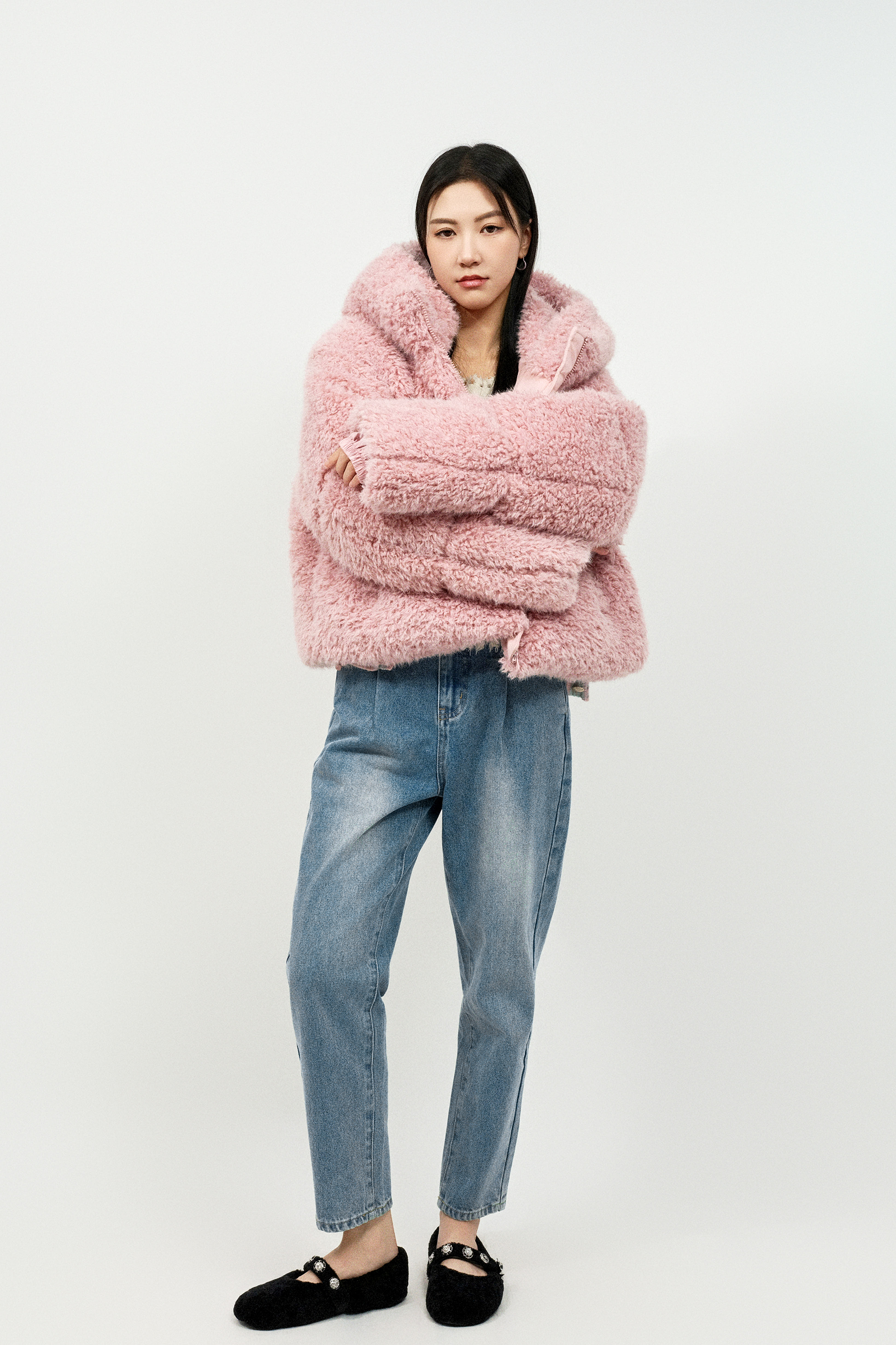 FW25_0330（外套＋針織外套＋上衣＋牛仔褲）