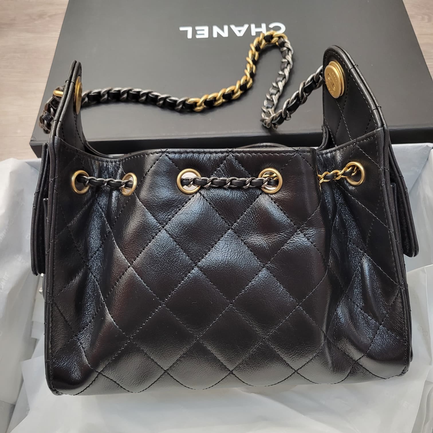 CHANEL AS5631 25 MINI BLACK GOLD shiny calfskin 油臘牛皮 黑金