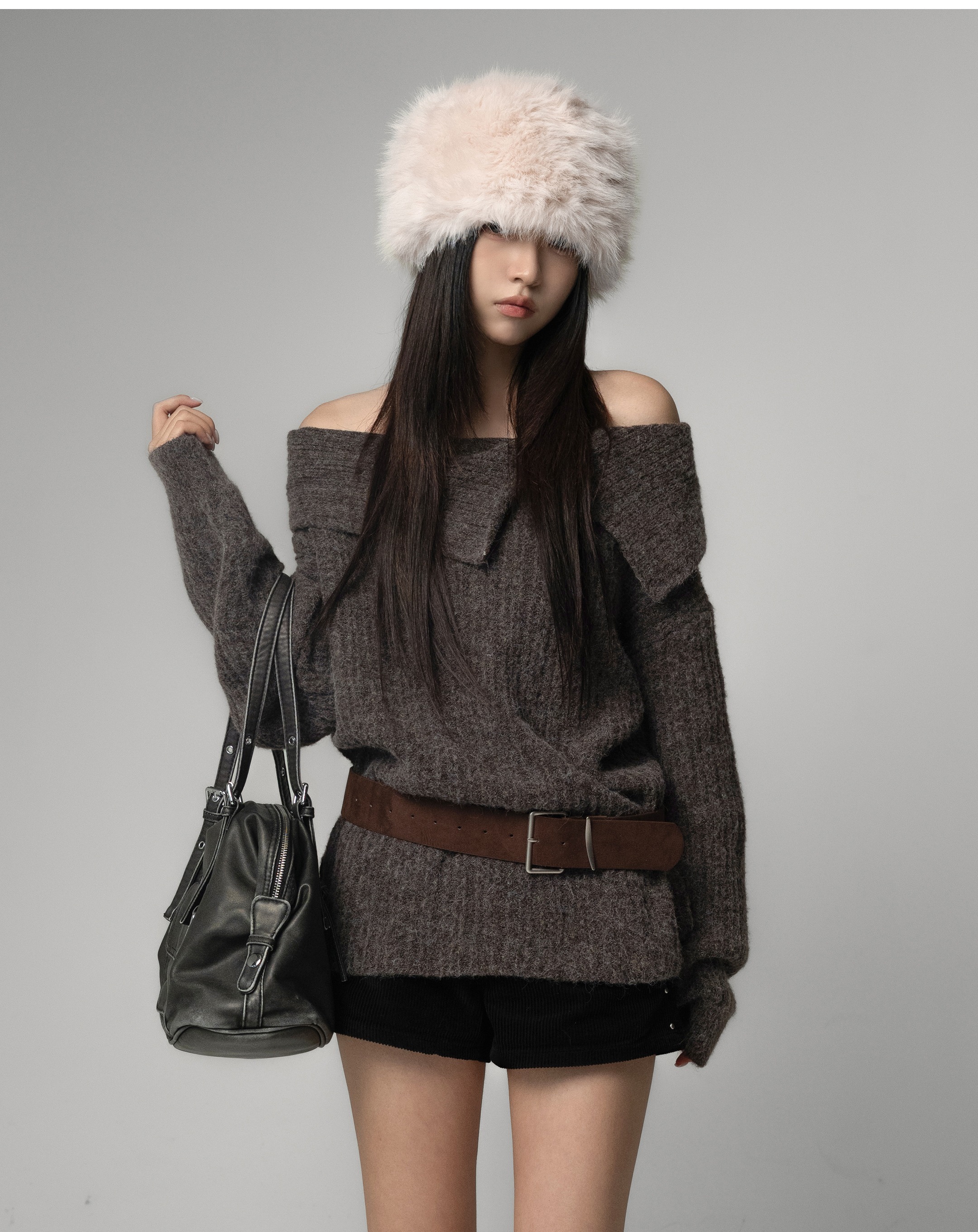 NOIRMUTE WIDE COLLAR OFF-SHOULDER WOOL KNIT BELT SET