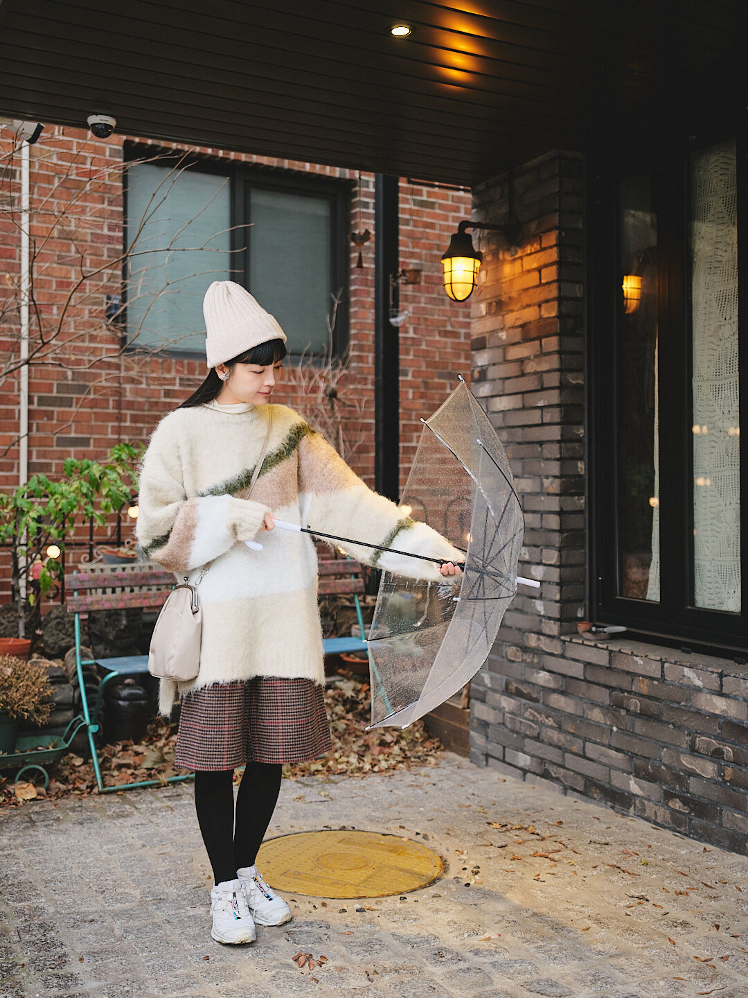 (限量)暮色慢慢降落！羊毛漸層毛衣(兩色-米)