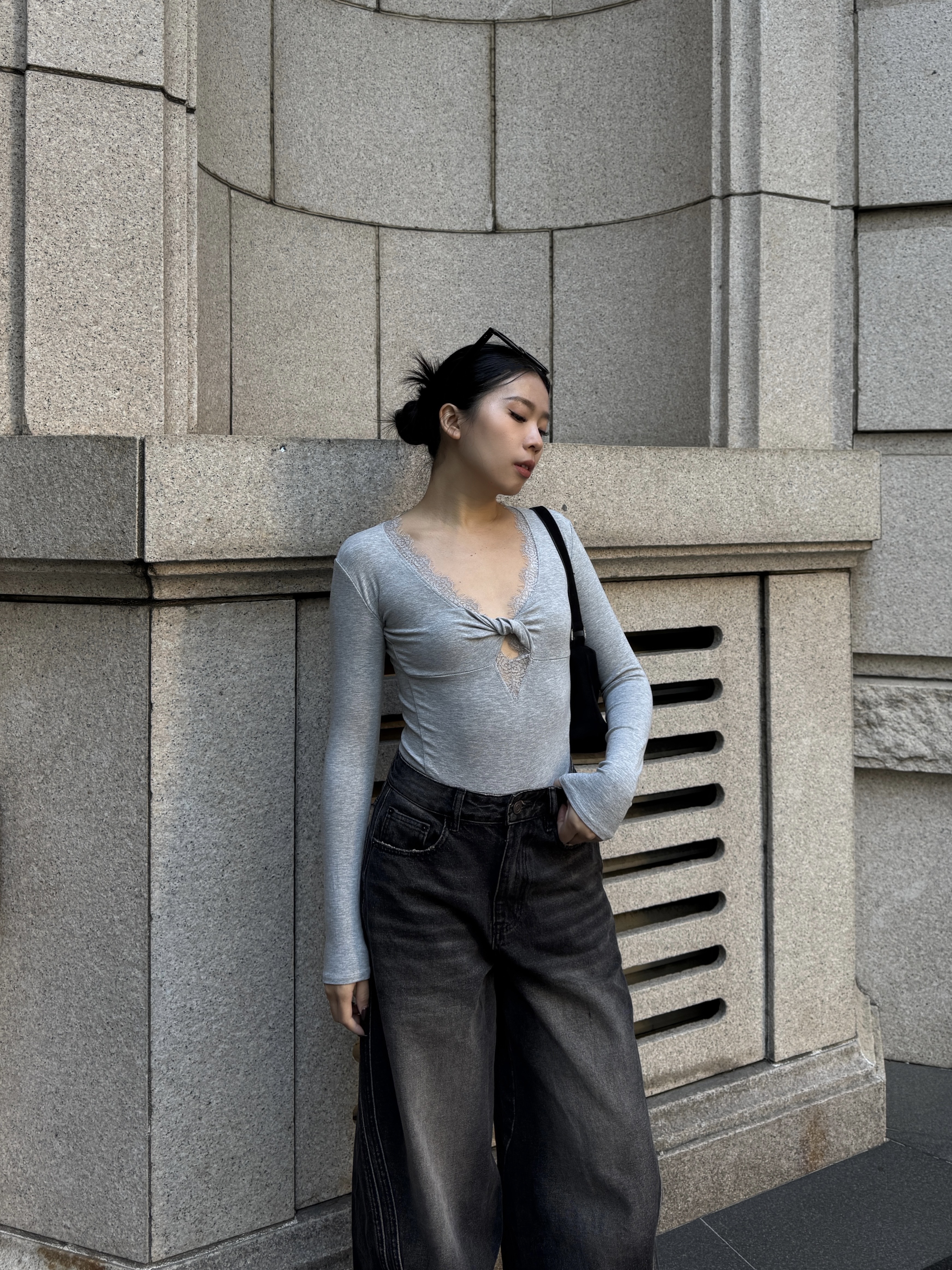 蕾絲紐結鏤空Bodysuit(2色)