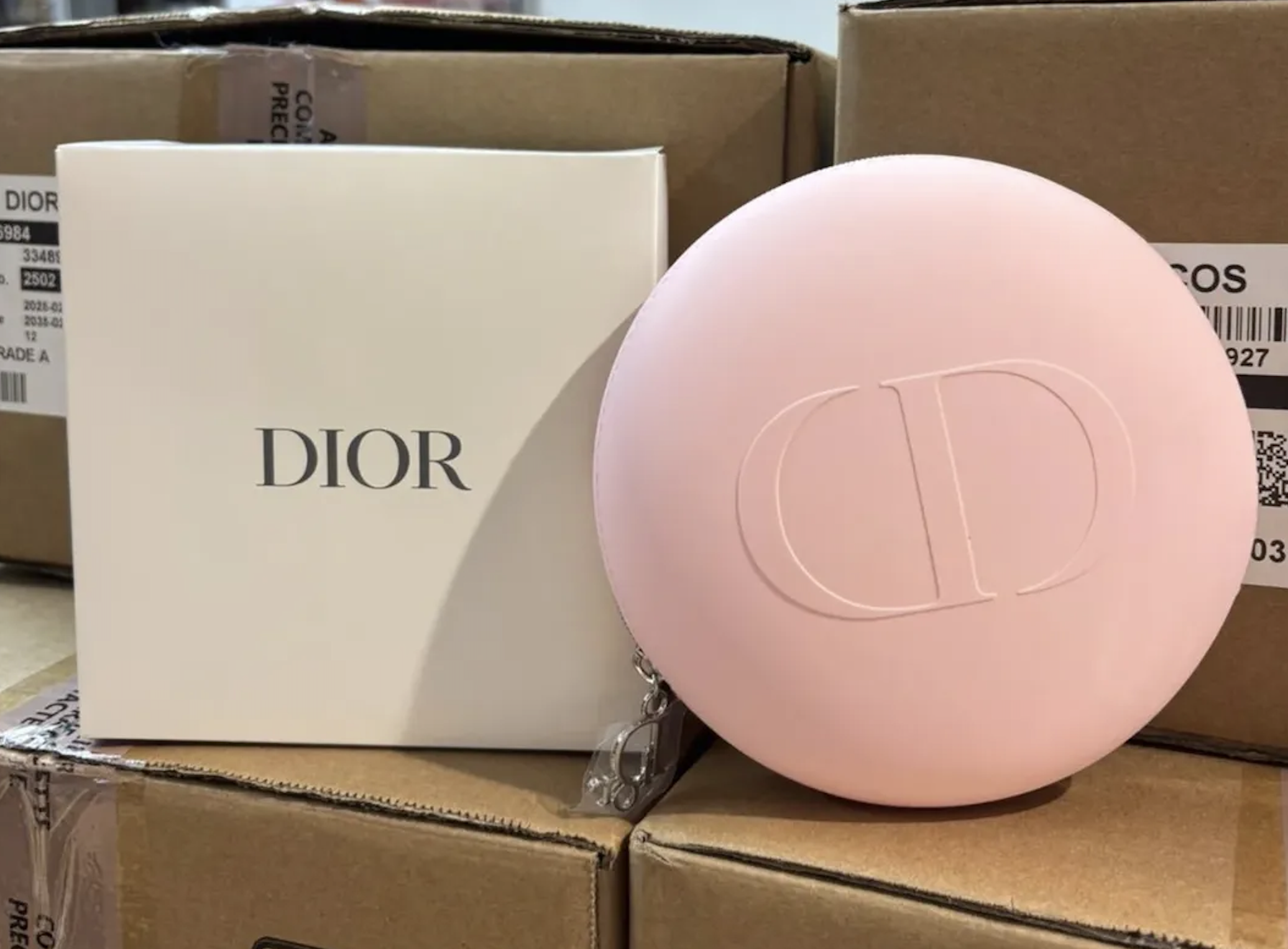 少 量 現 貨丨Dior 粉紅色硅膠圓形化妝袋 專櫃貨連盒