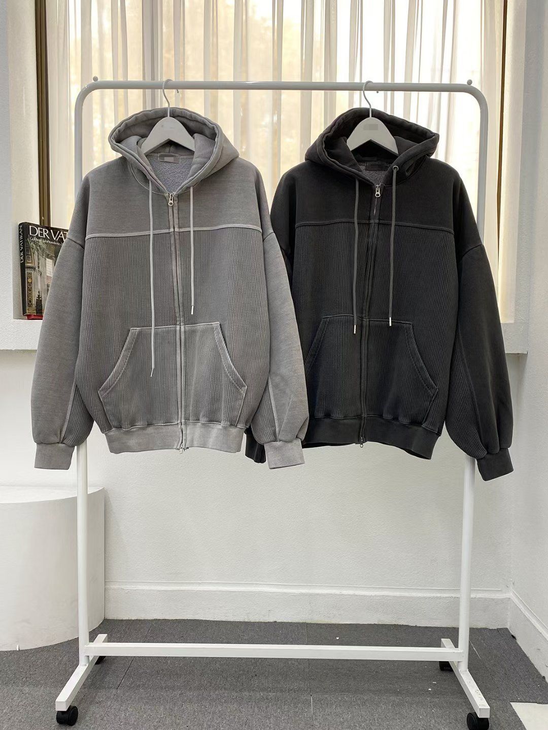 洗水淨色連帽拉鍊外套(抓毛底) TAC-0399JK