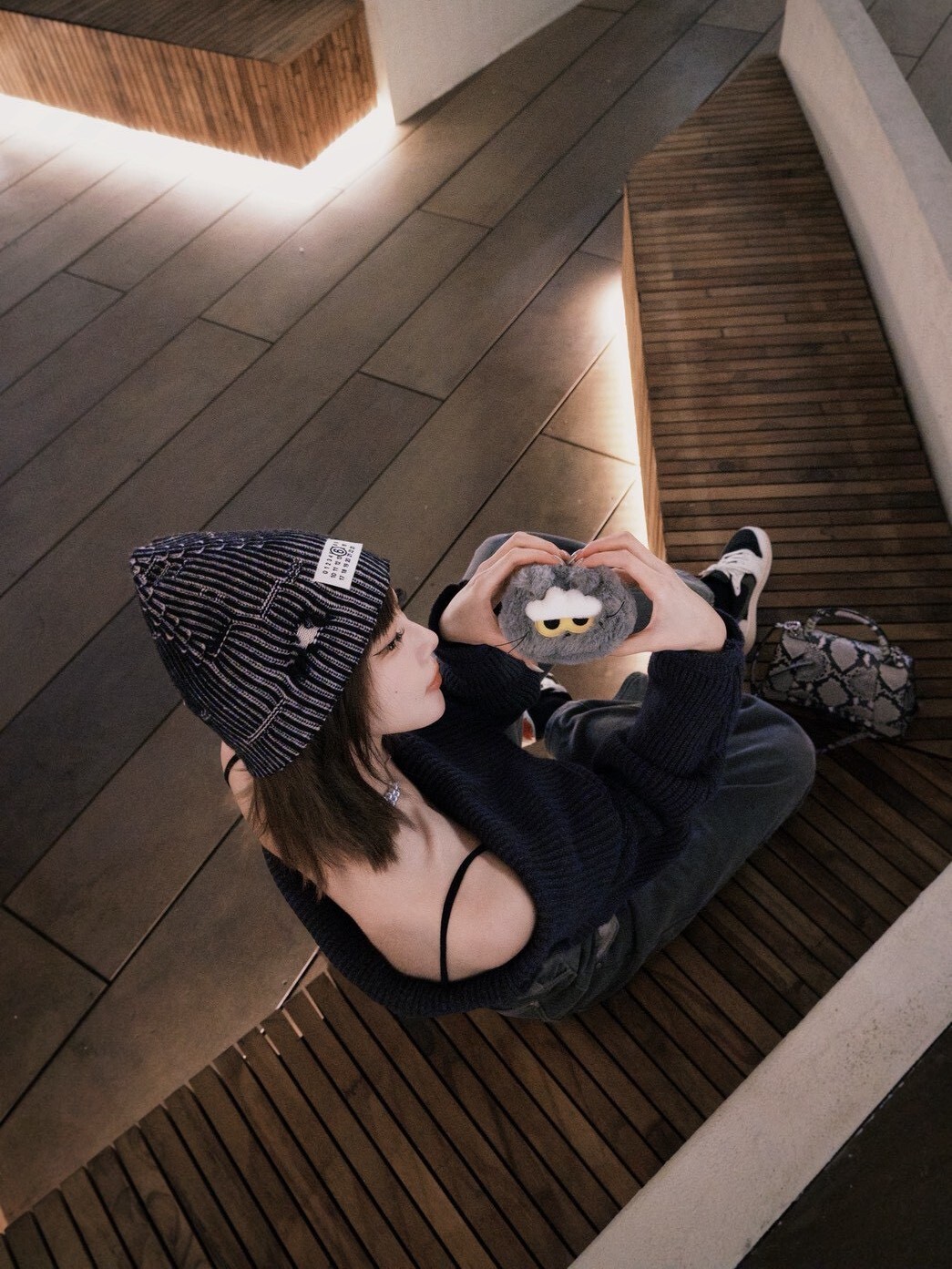 GD Cat ZOA Face Shaped Coin Purse Keychain Doll Charm 2.0