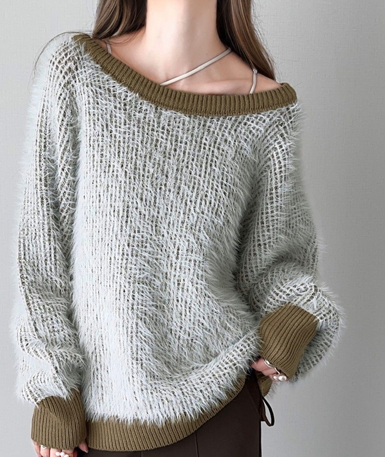 【預購】JN011606 classicalelf 羽毛紗線編織側邊飾有緞帶上衣