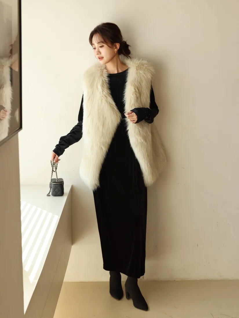 歐美女子美背大U領絲絨長洋裝-F / 2色 (Elegant & Love)