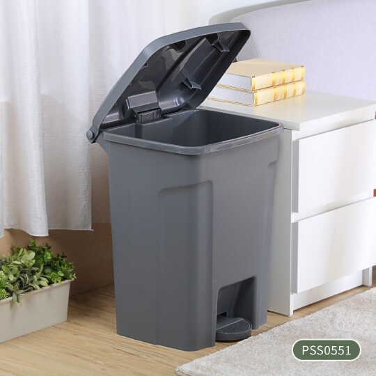 真心良品 x 聯府KEYWAY 商用衛生踏式垃圾桶55L -1入組