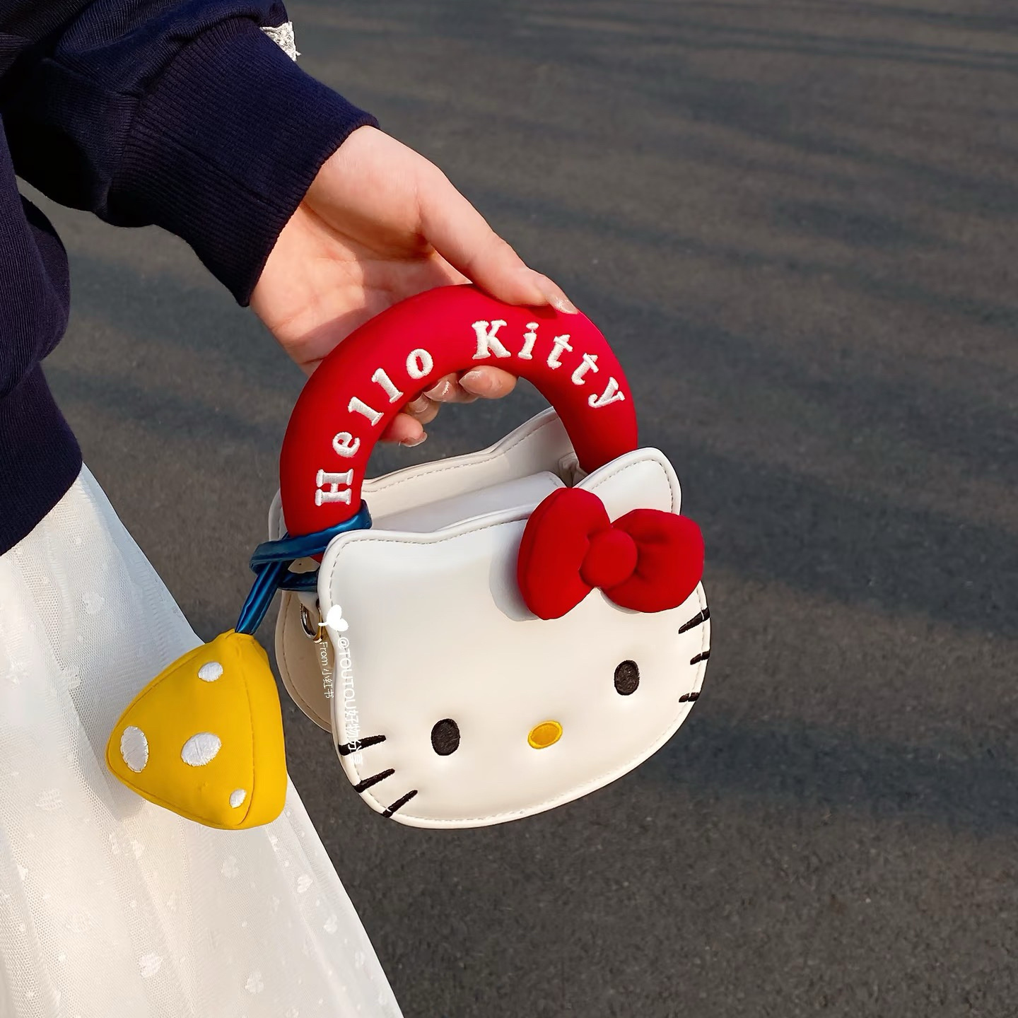 正版授權《TOUTOU✖️Hello Kitty聯名鏈條包》